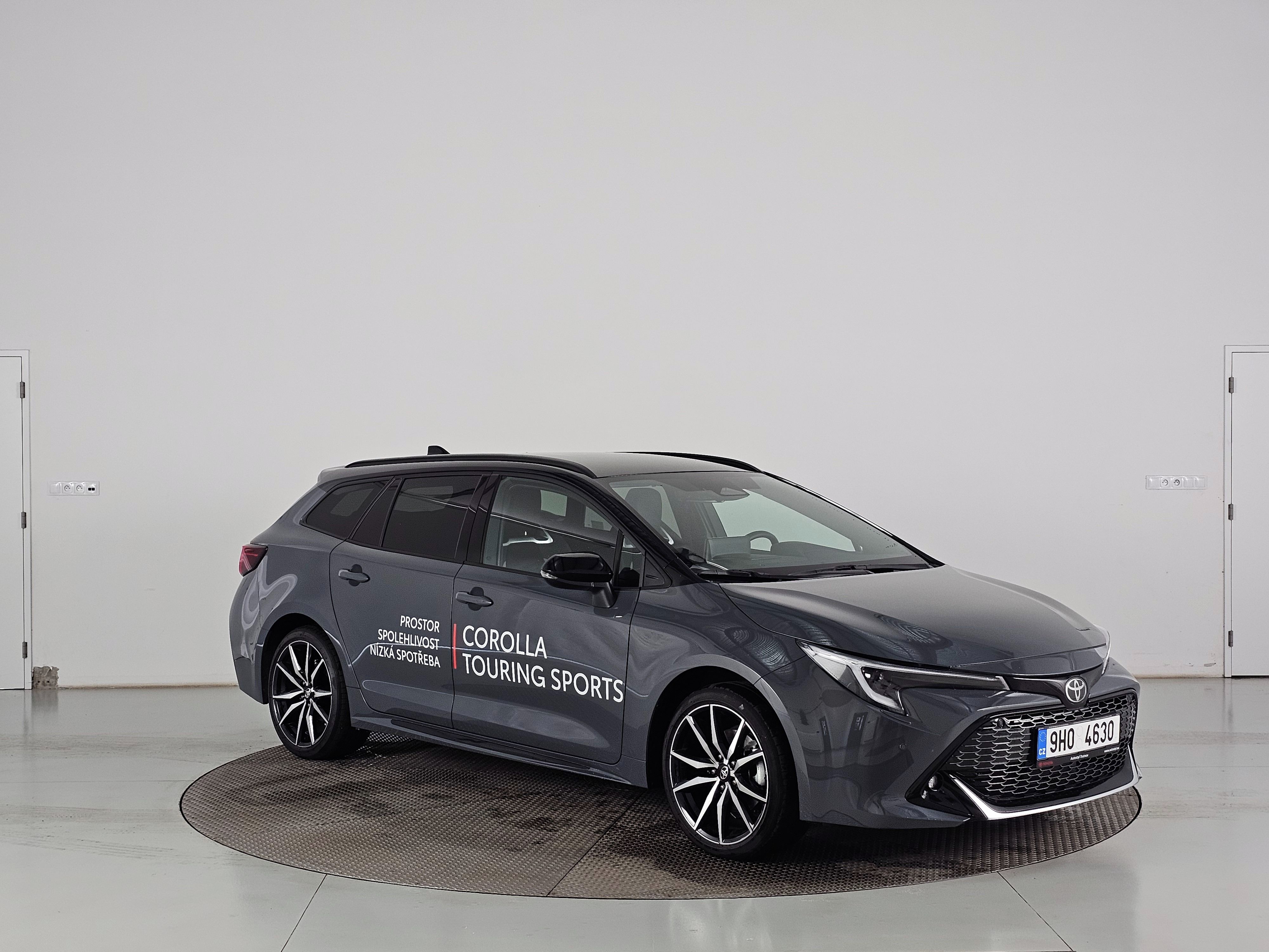 Toyota Corolla, 2.0 HEV 178k GR Sport - fotka 3