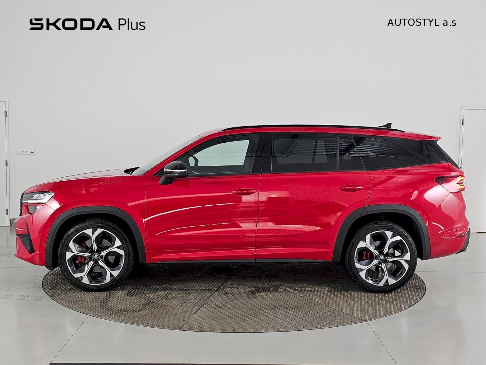 Škoda Kodiaq, RS 2.0TSi 195kW WEBASTO TAŽNÉ - fotka 3