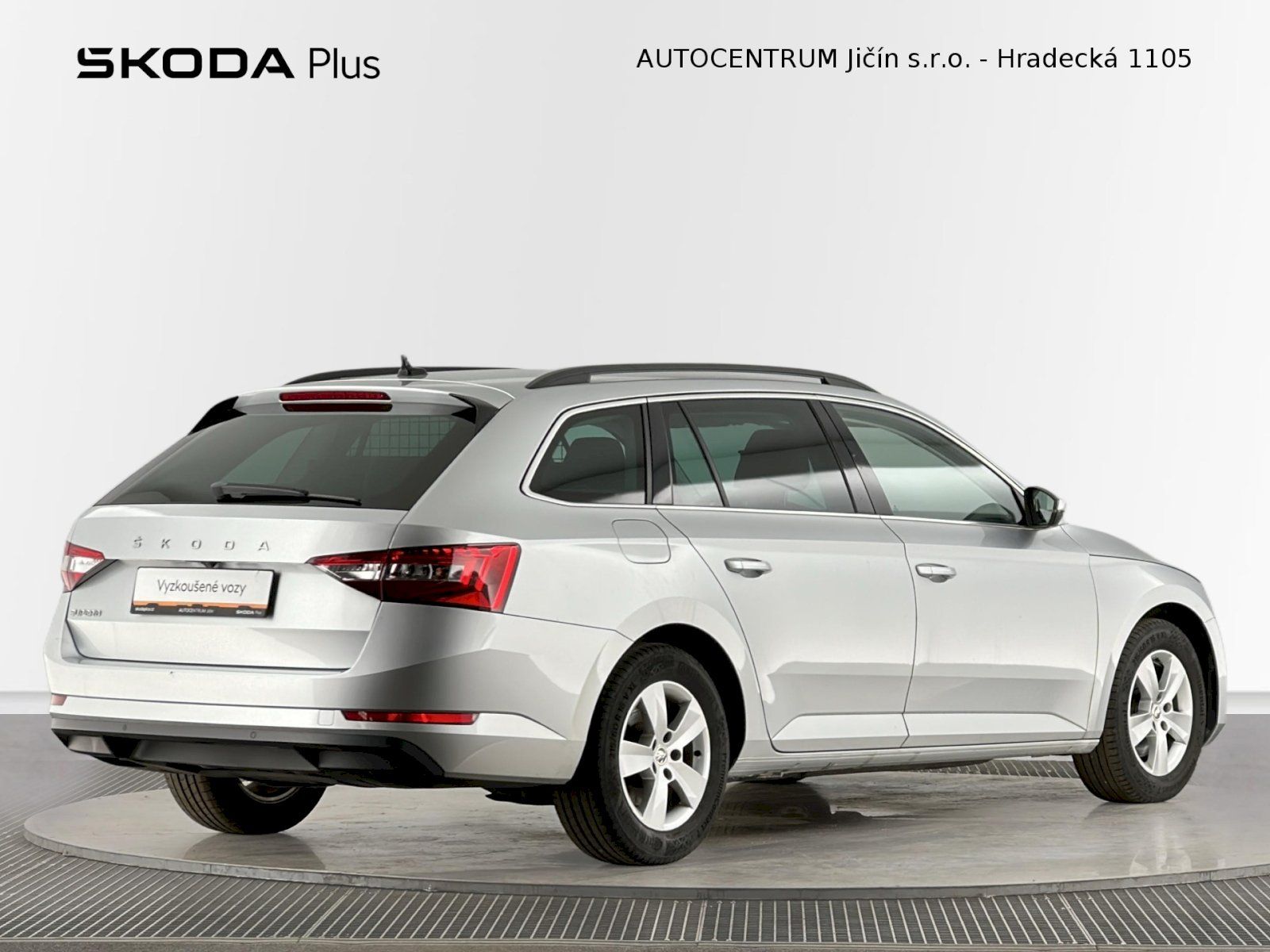 Škoda Superb, 2.0TDI 110kW Ambition - fotka 2