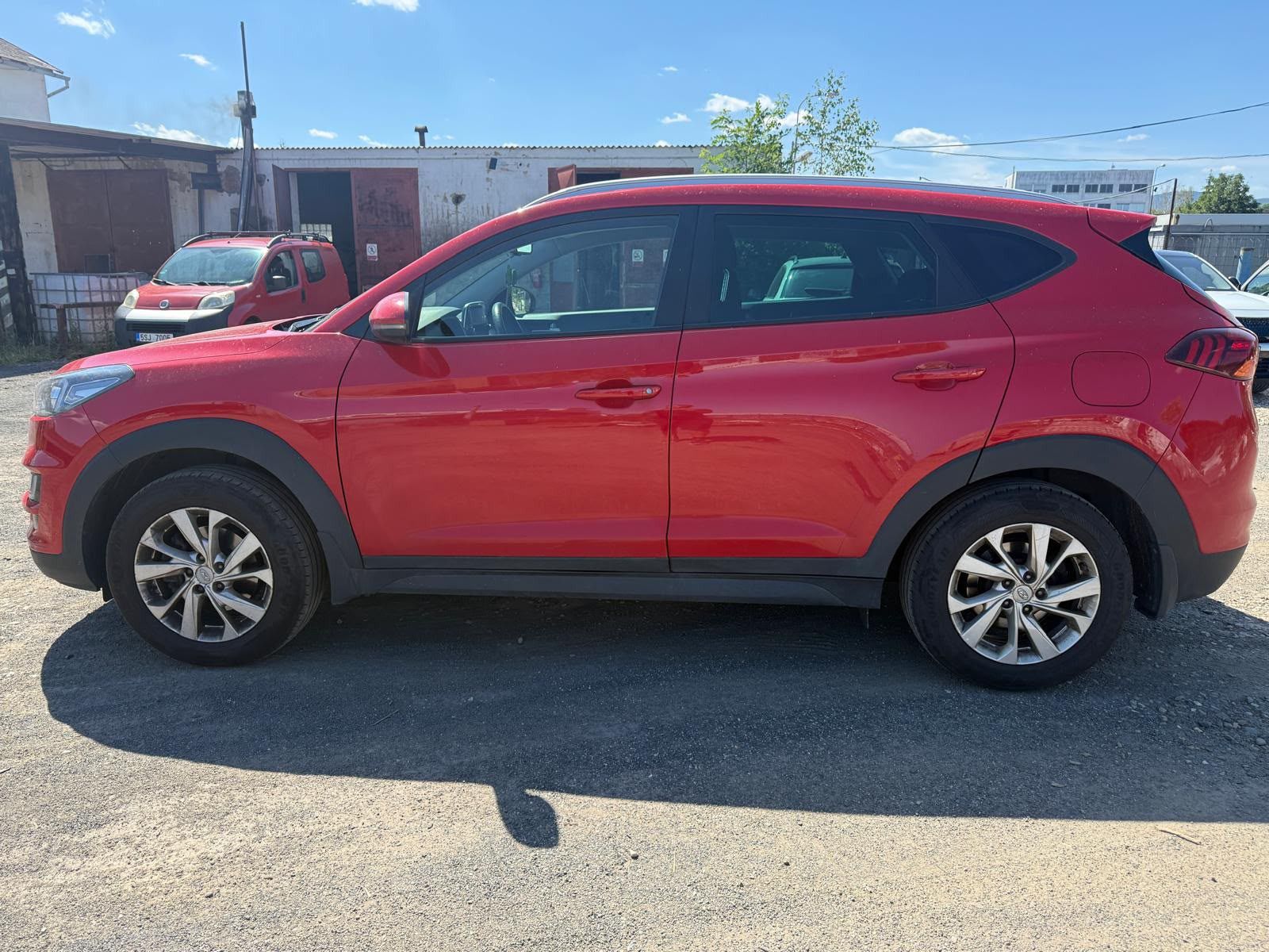Hyundai Tucson, 1.6 CRDi 85 kW Trikolor 4x2 - fotka 2