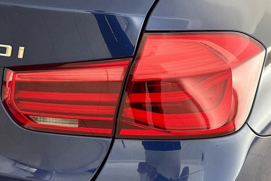 BMW Řada 3, 340i xDrive - fotka 5
