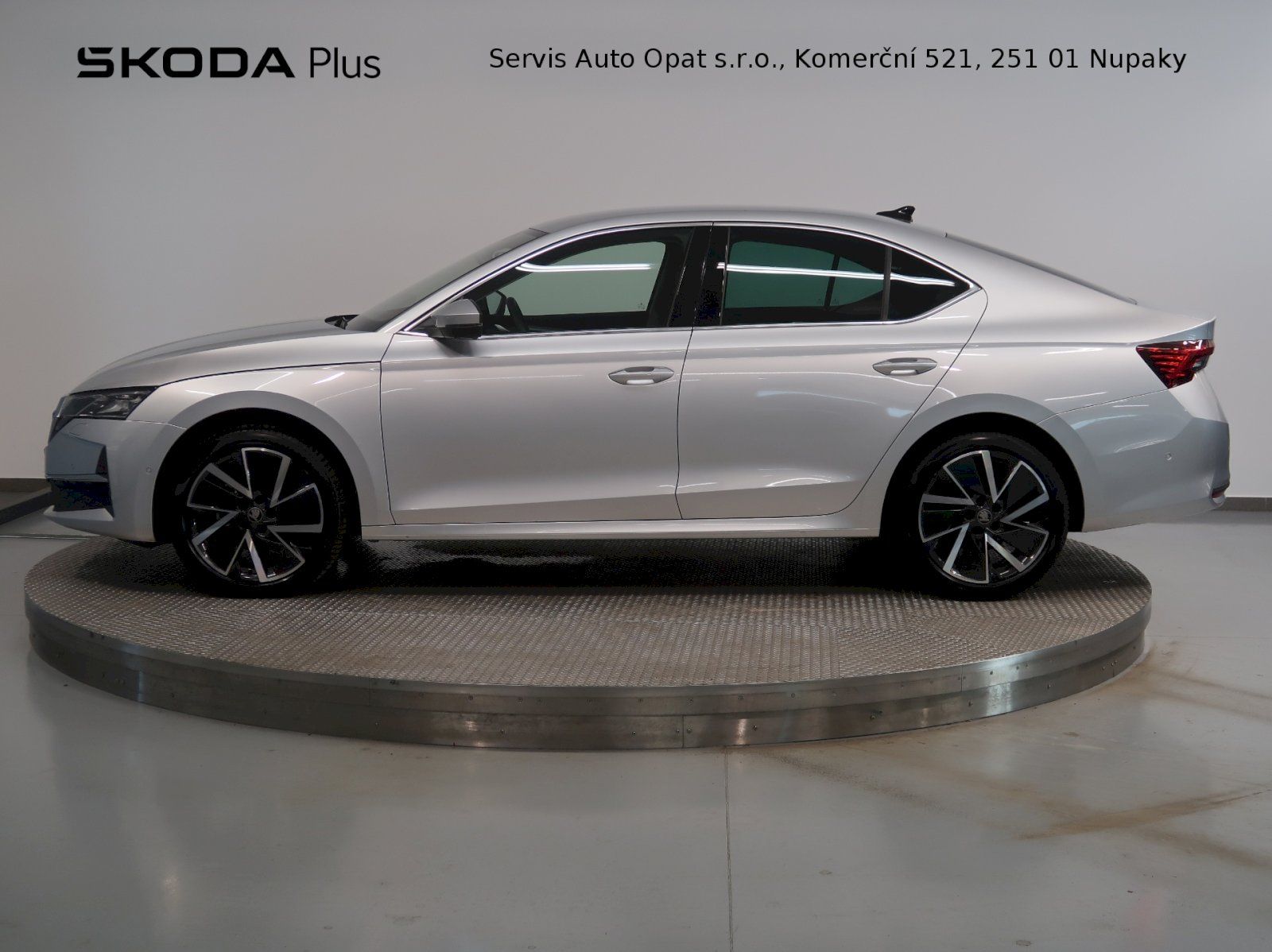 Škoda Octavia, EXCLUSIVE 2.0TDI 110KW DSG WEB - fotka 3