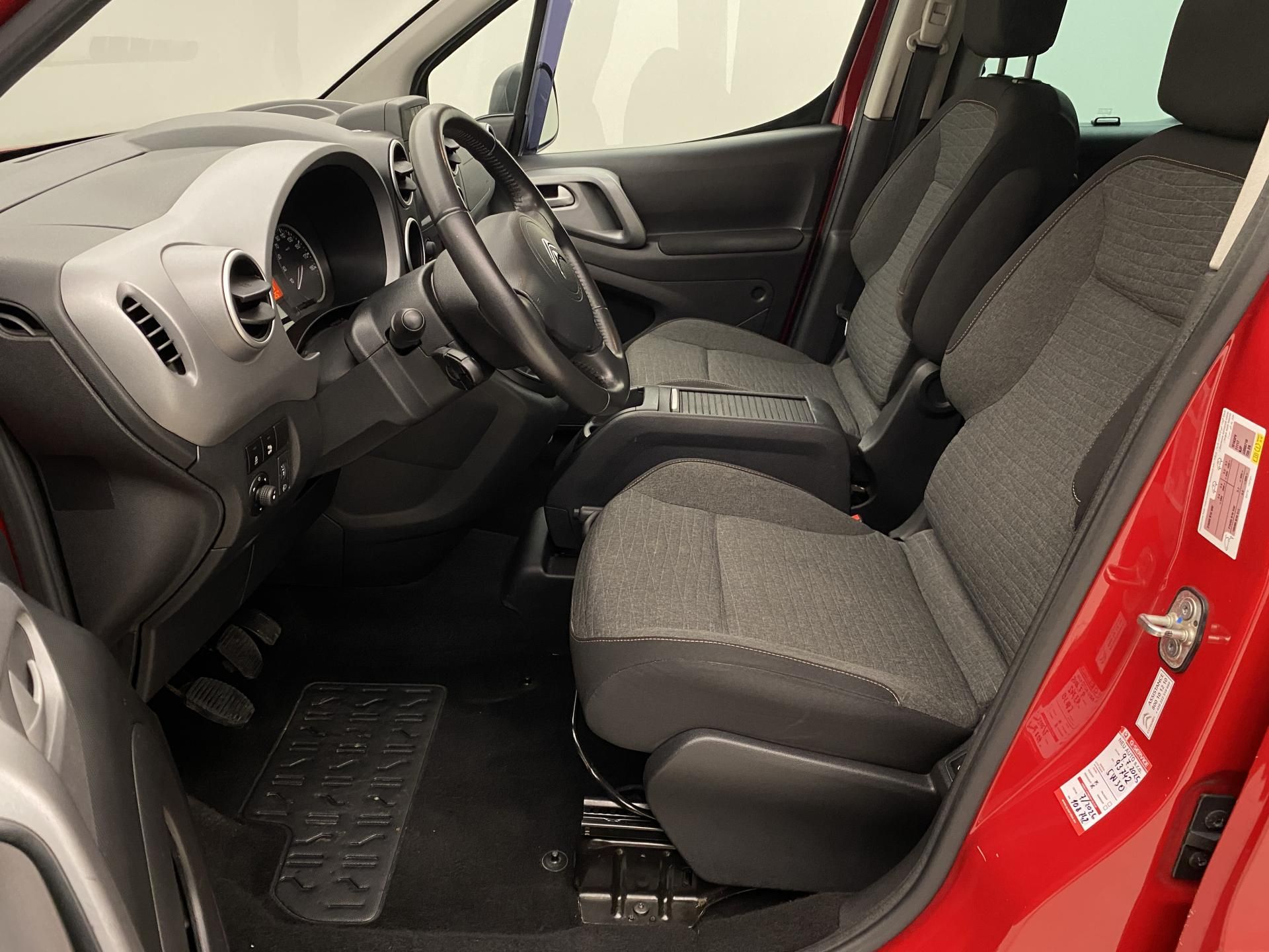 Citroën Berlingo, MULTISPACE 1.6HDI 73kW CZ - fotka 3