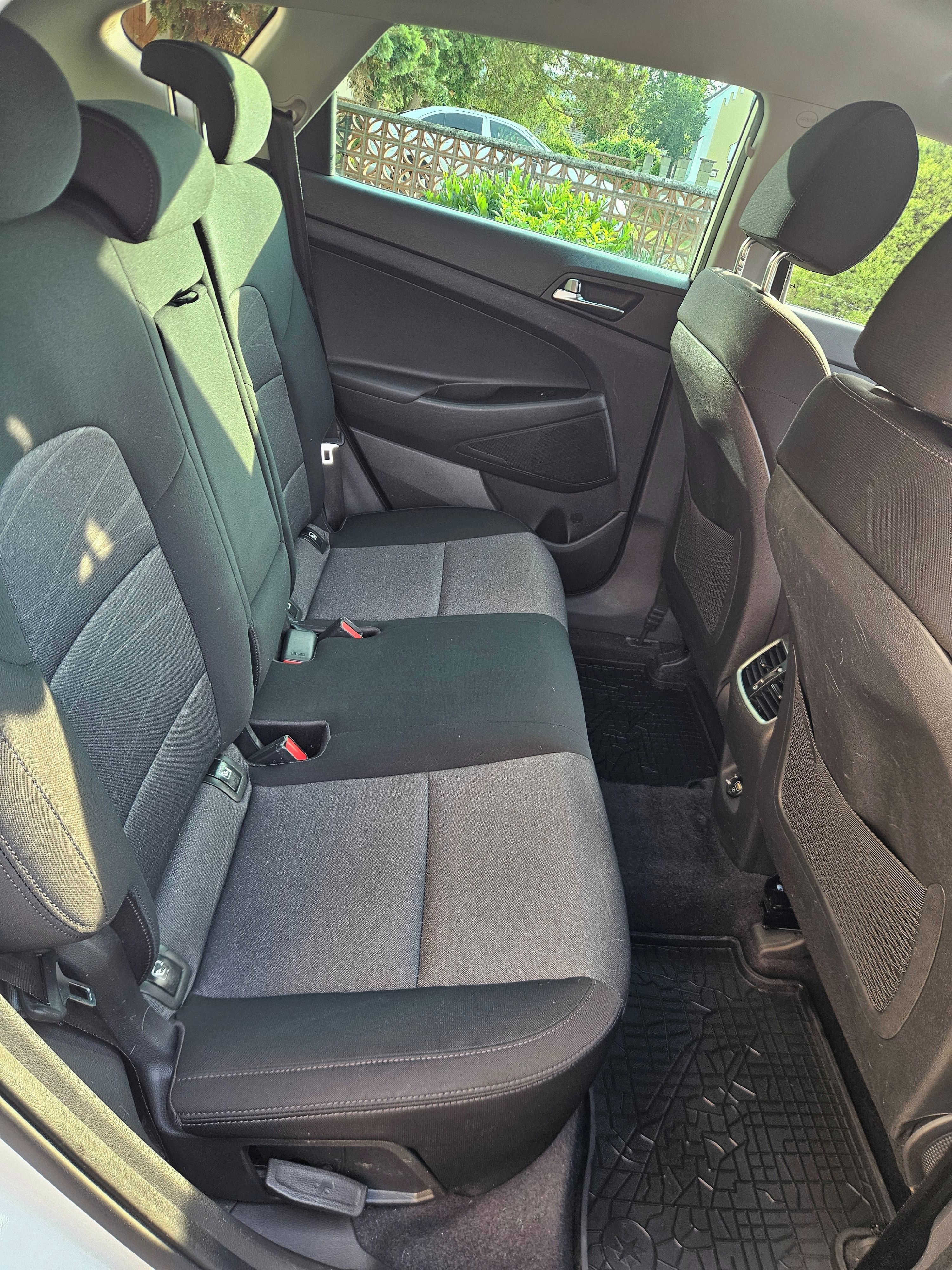 Hyundai Tucson, 1.6 GDI - fotka 6