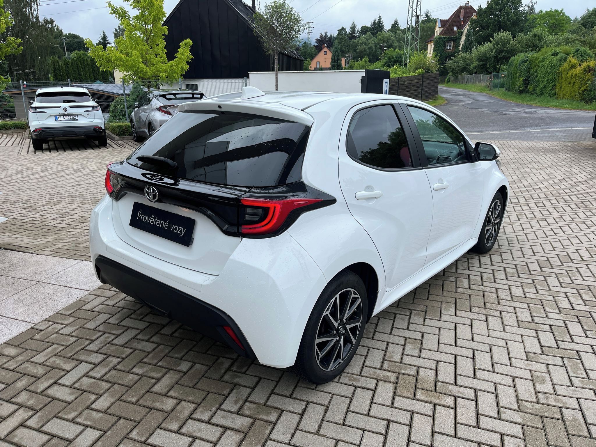 Toyota Yaris, 1.5 VVT-i Comfort Tech Style - fotka 6