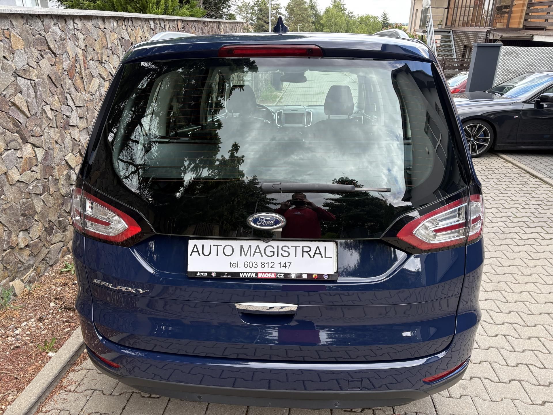 Ford Galaxy, 2.0 EcoBlue  Titanium 7 míst - fotka 5