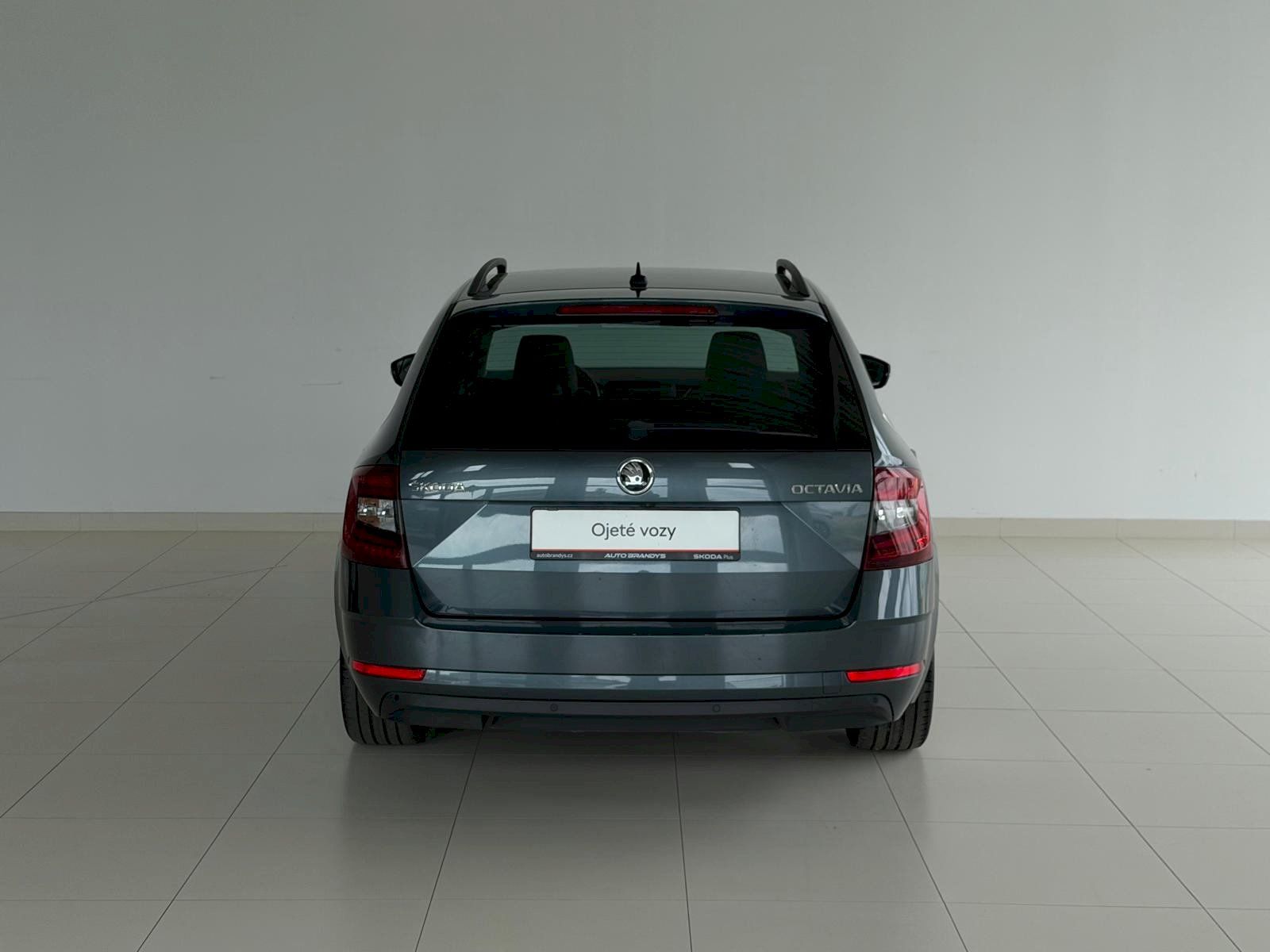 Škoda Octavia, 2.0 TDI 110 kW DSG Style Plus - fotka 6