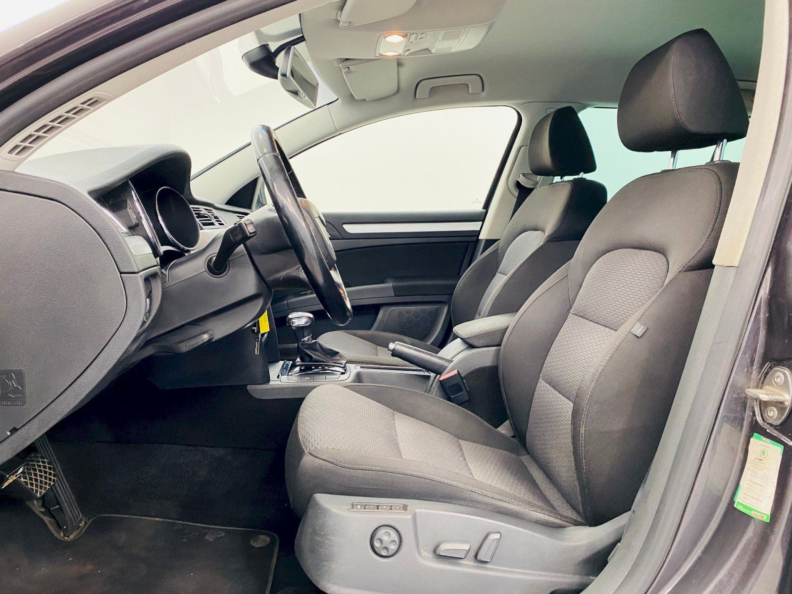 Škoda Superb, 2.0 TDI DSG 103kW Bi-Xenon Ele - fotka 5