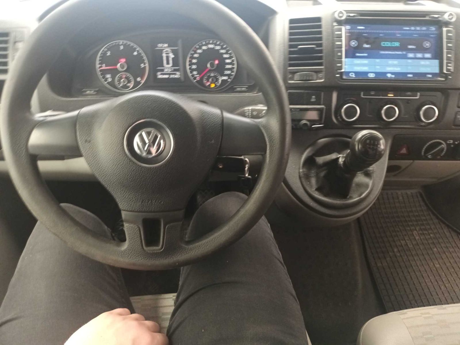 Volkswagen Transporter, 2.0 TDI, Kombi, 9 míst, LR - fotka 3