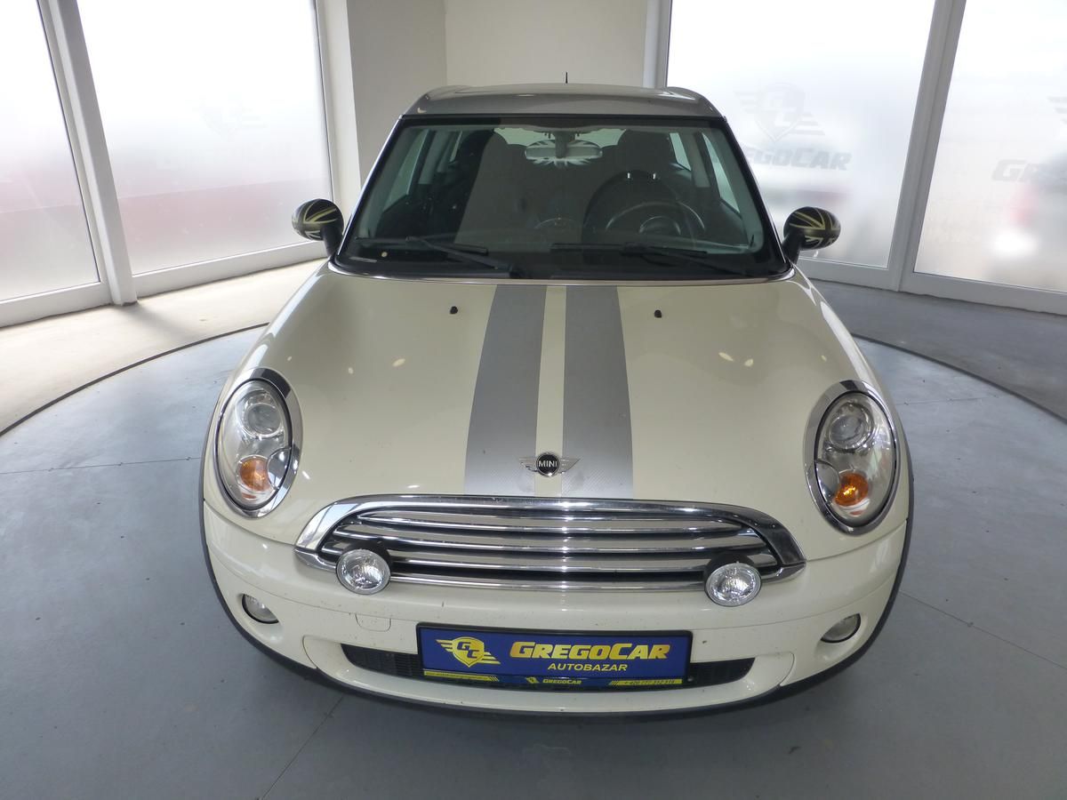 Mini Clubman, 1,6i**XENONY***ALU KOLA**TAŽNÉ - fotka 2