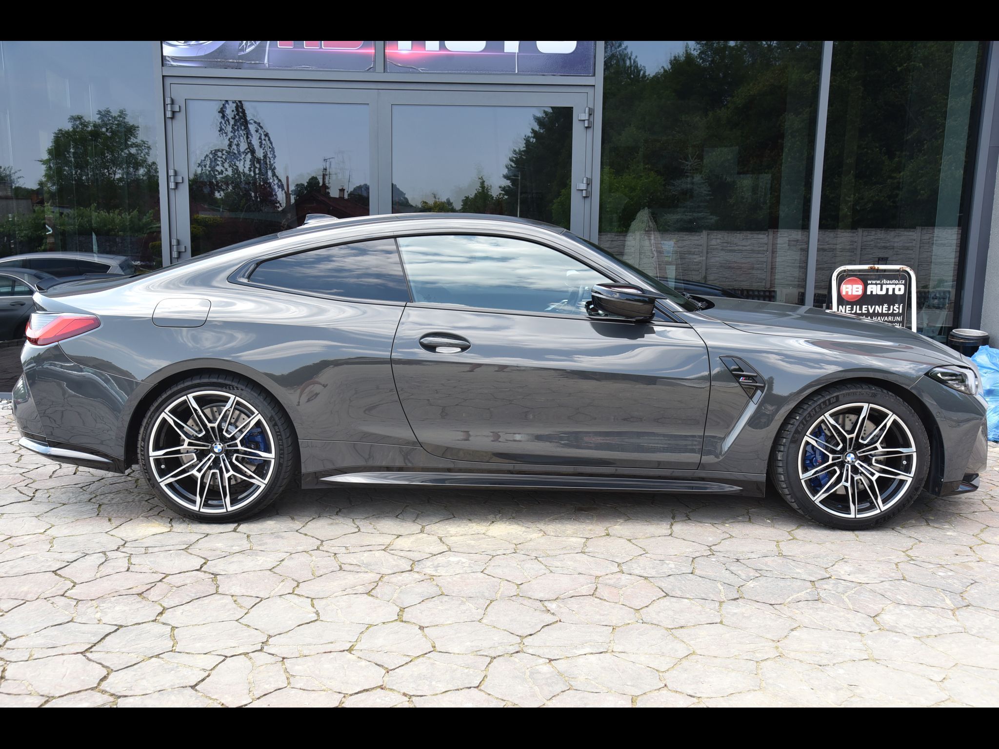 BMW M4, Competition M xDrive 1.maj TOP - fotka 6