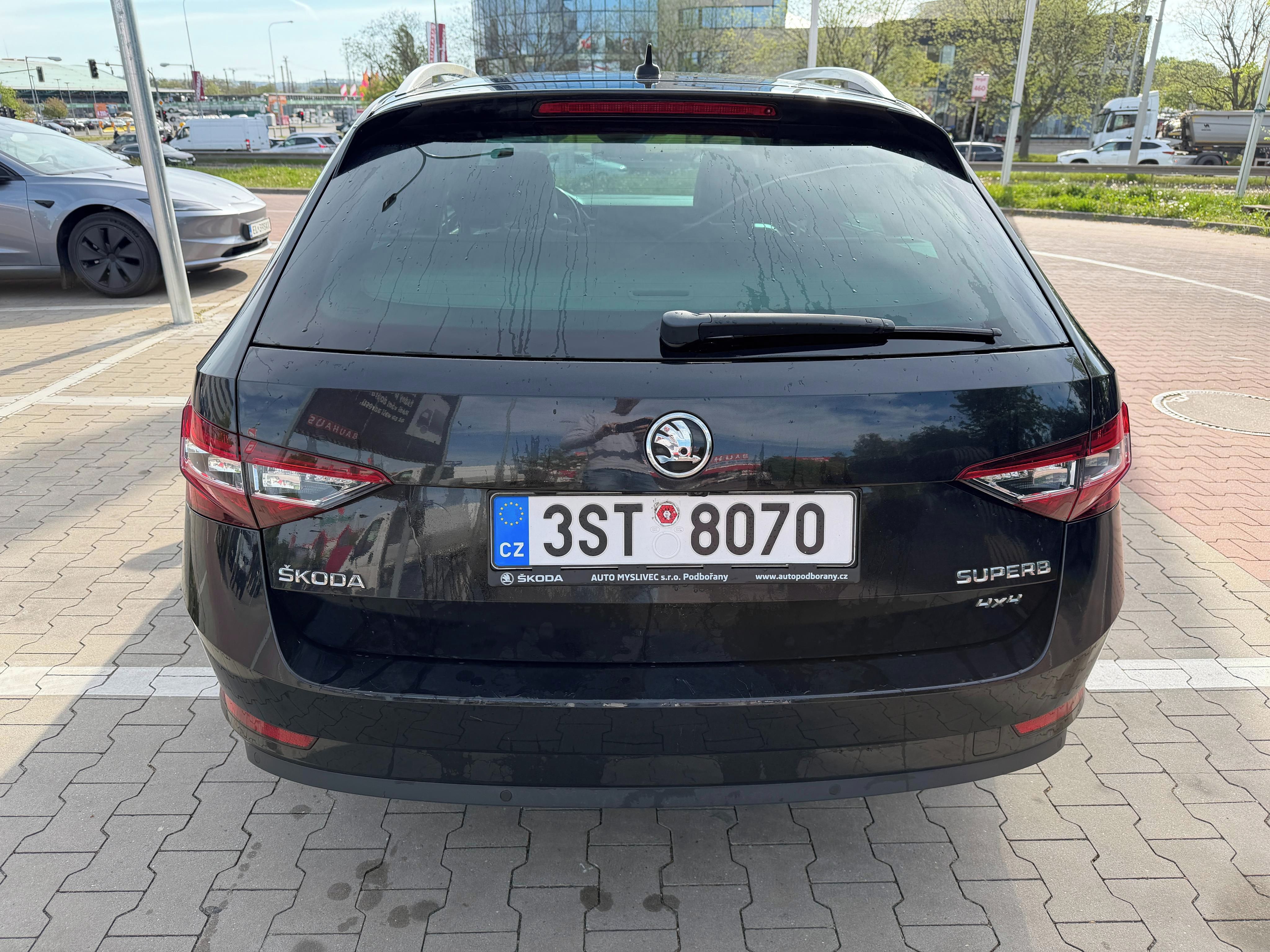 Škoda Superb, L&K, 140kW, 4x4, tažné, DPH - fotka 4
