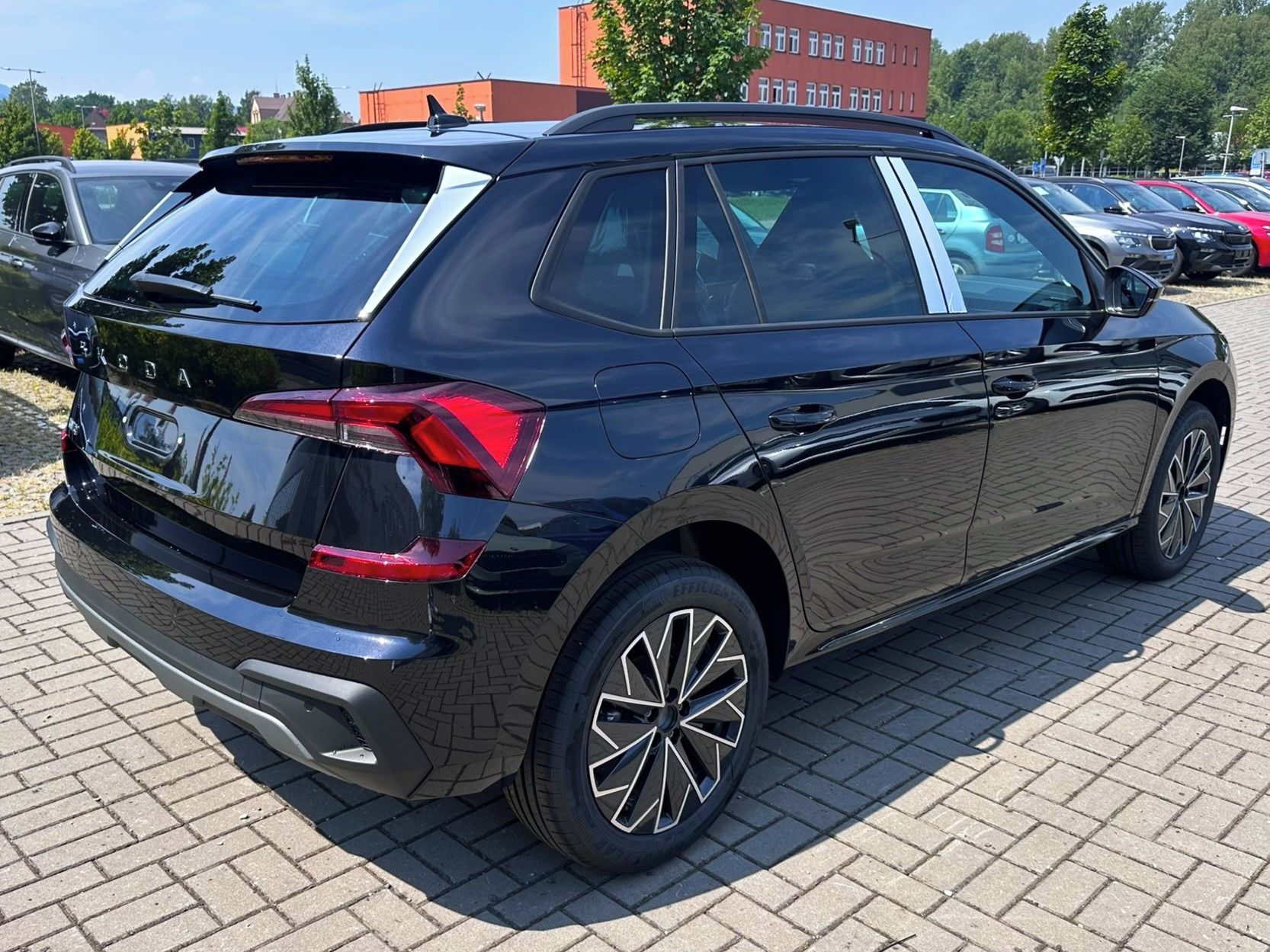 Škoda Kamiq, Dynamic 1,5 TSI 110 kW SKLADEM - fotka 5