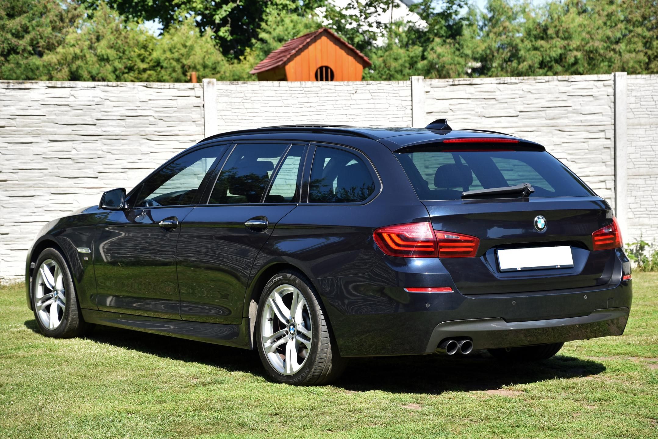 BMW Řada 5, 520d M SPORT PAKET, PANORAMA - fotka 4