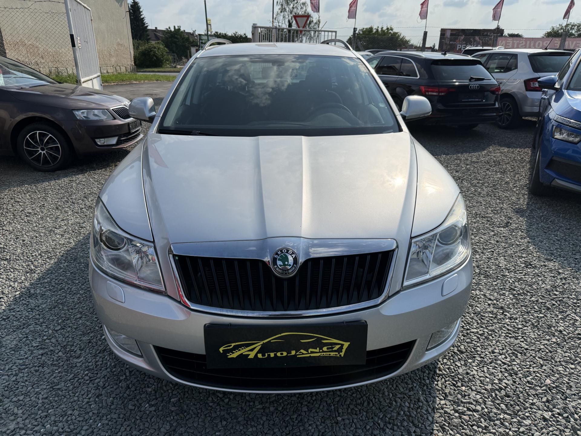 Škoda Octavia, 1.4 TSI FAMILY - fotka 2