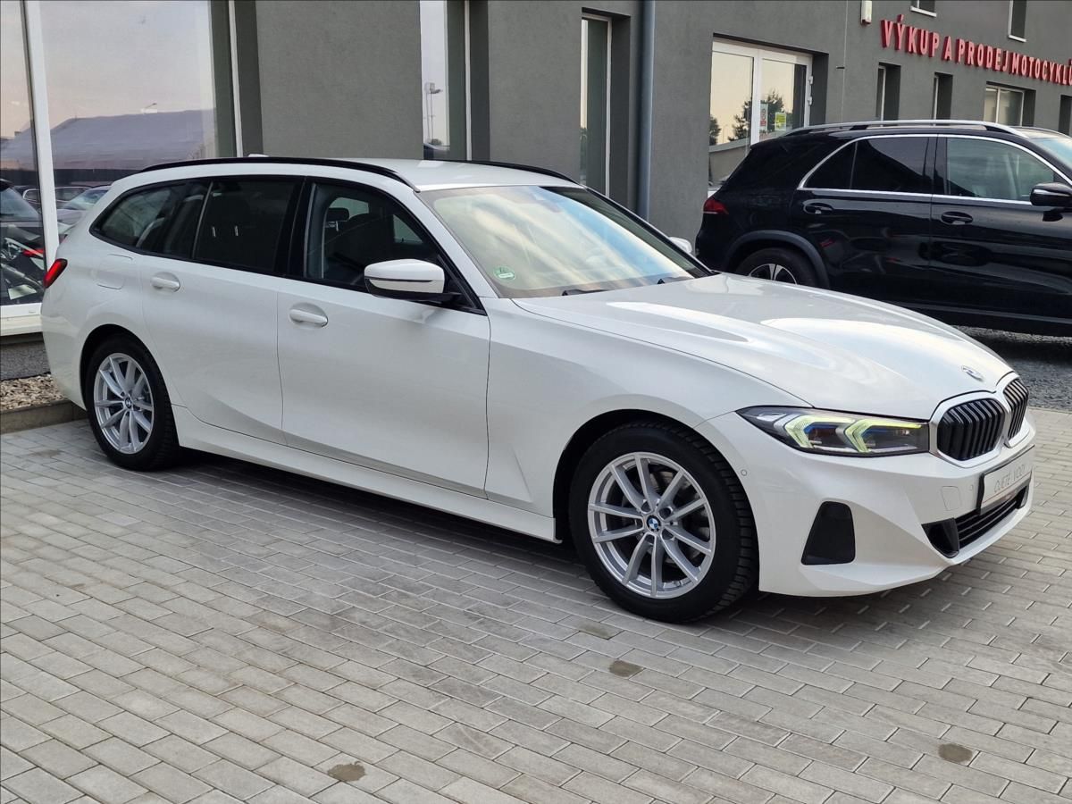 BMW Řada 3, 320d LCI, původ ČR,1.Majitel - fotka 2