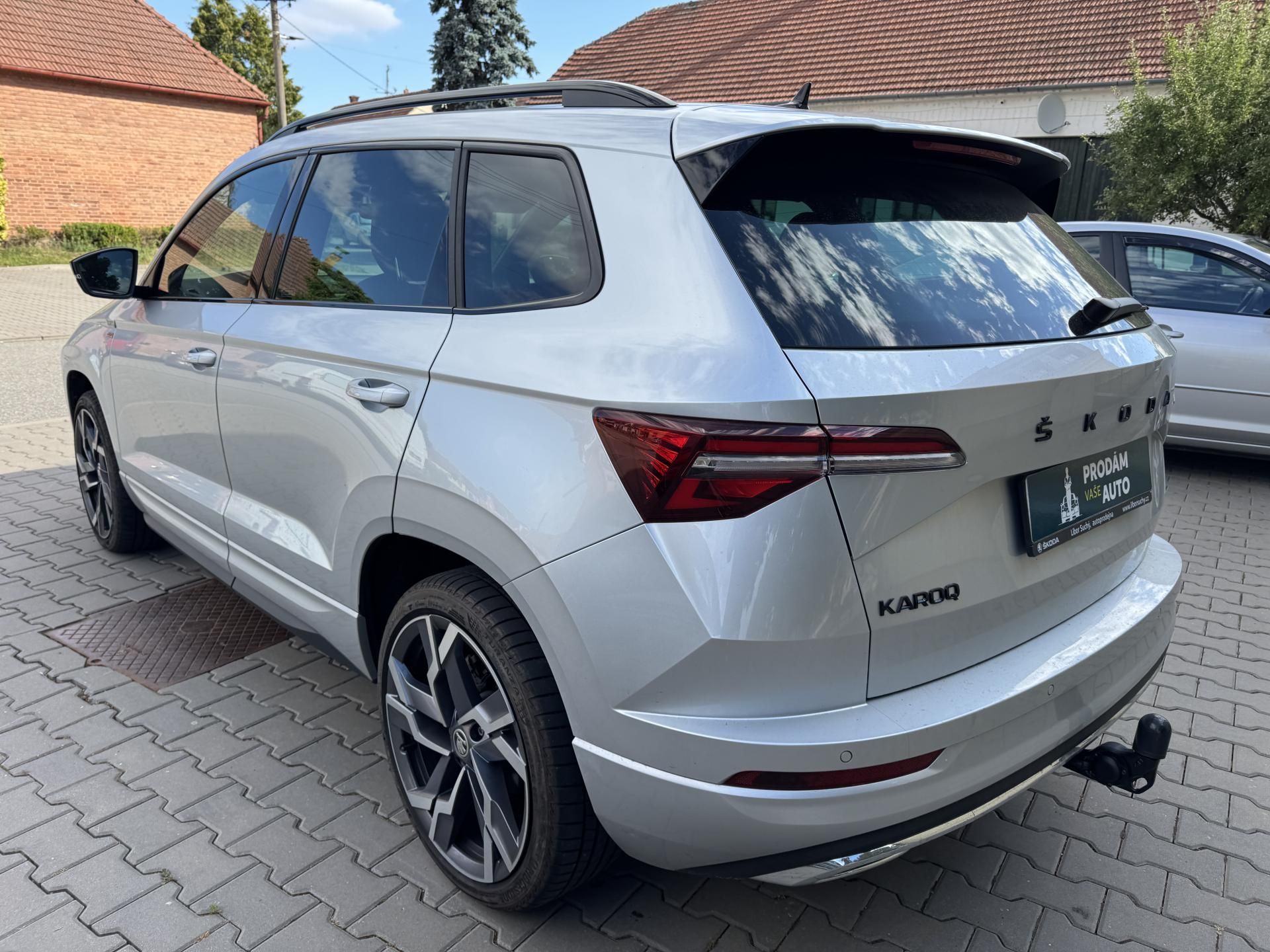 Škoda Karoq, 2.0TDi SportLine MAX Výbava - fotka 4