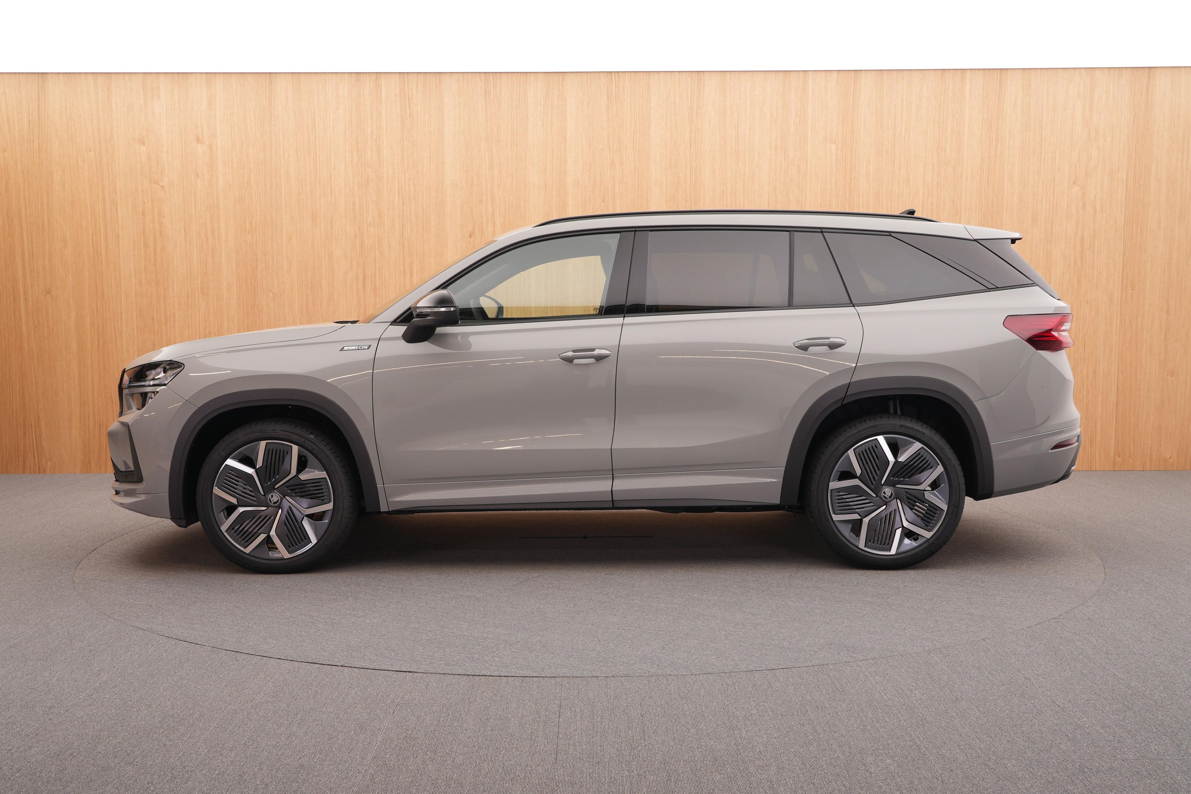 Škoda Kodiaq, Sportline 2.0 TSI 4x4 DSG - fotka 2