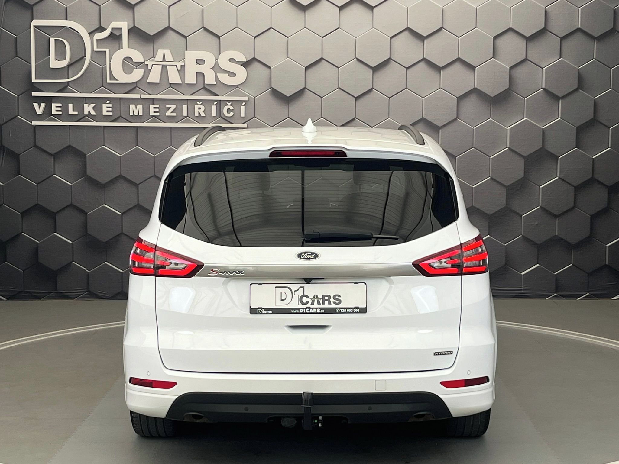Ford S-MAX, 2.5 HEV ST-LINE ZAMLUVENO - fotka 3