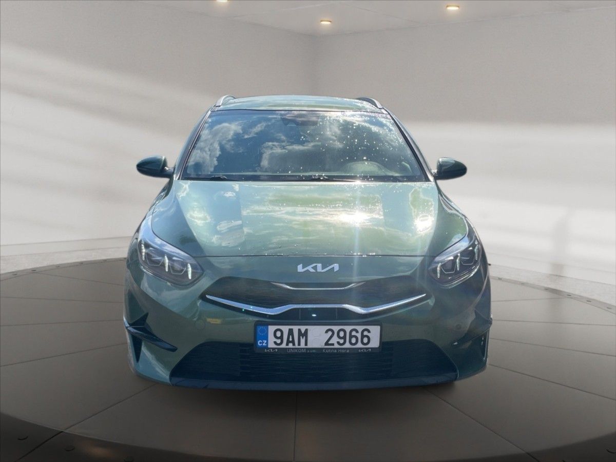 Kia Cee´d, 1,5 T-GDI 118 Top AT - fotka 2