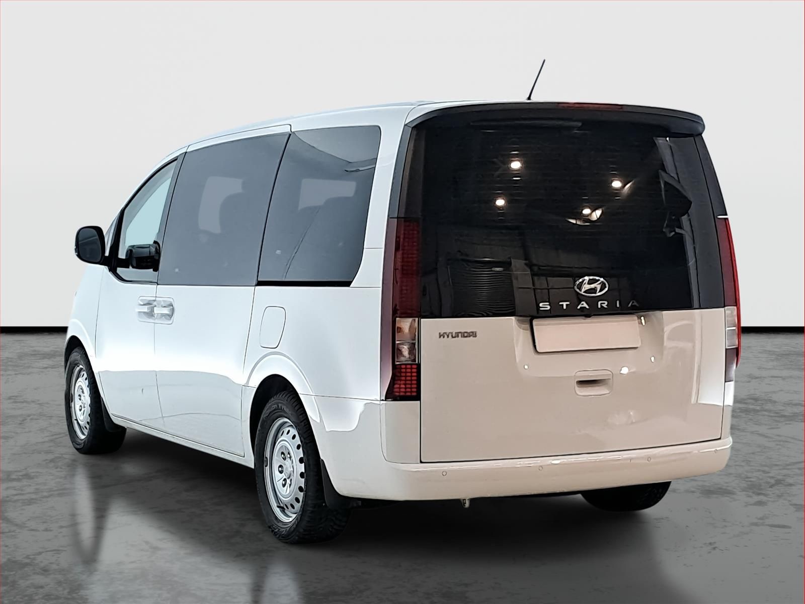 Hyundai Staria, 2.2 CRDi, 9 míst, Comfort - fotka 4