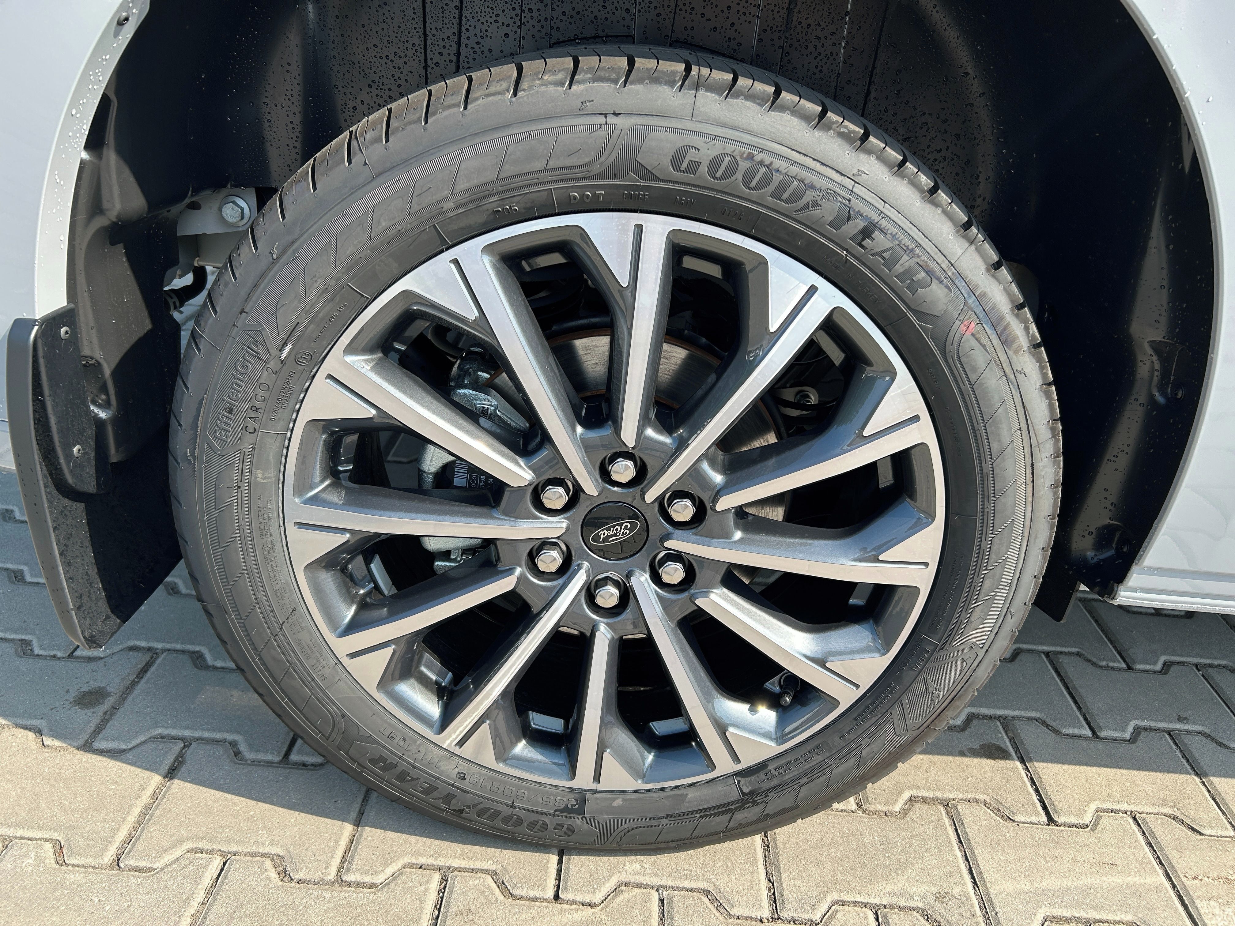 Ford Tourneo Custom, Titanium X L2 2.0EcoBlue 125kW - fotka 6