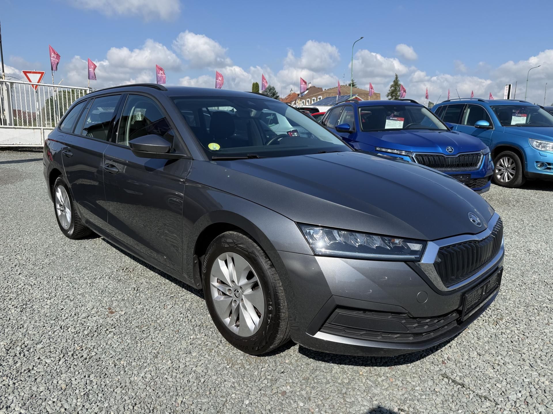Škoda Octavia, 2.0 TDI DSG AMBITION ACC
