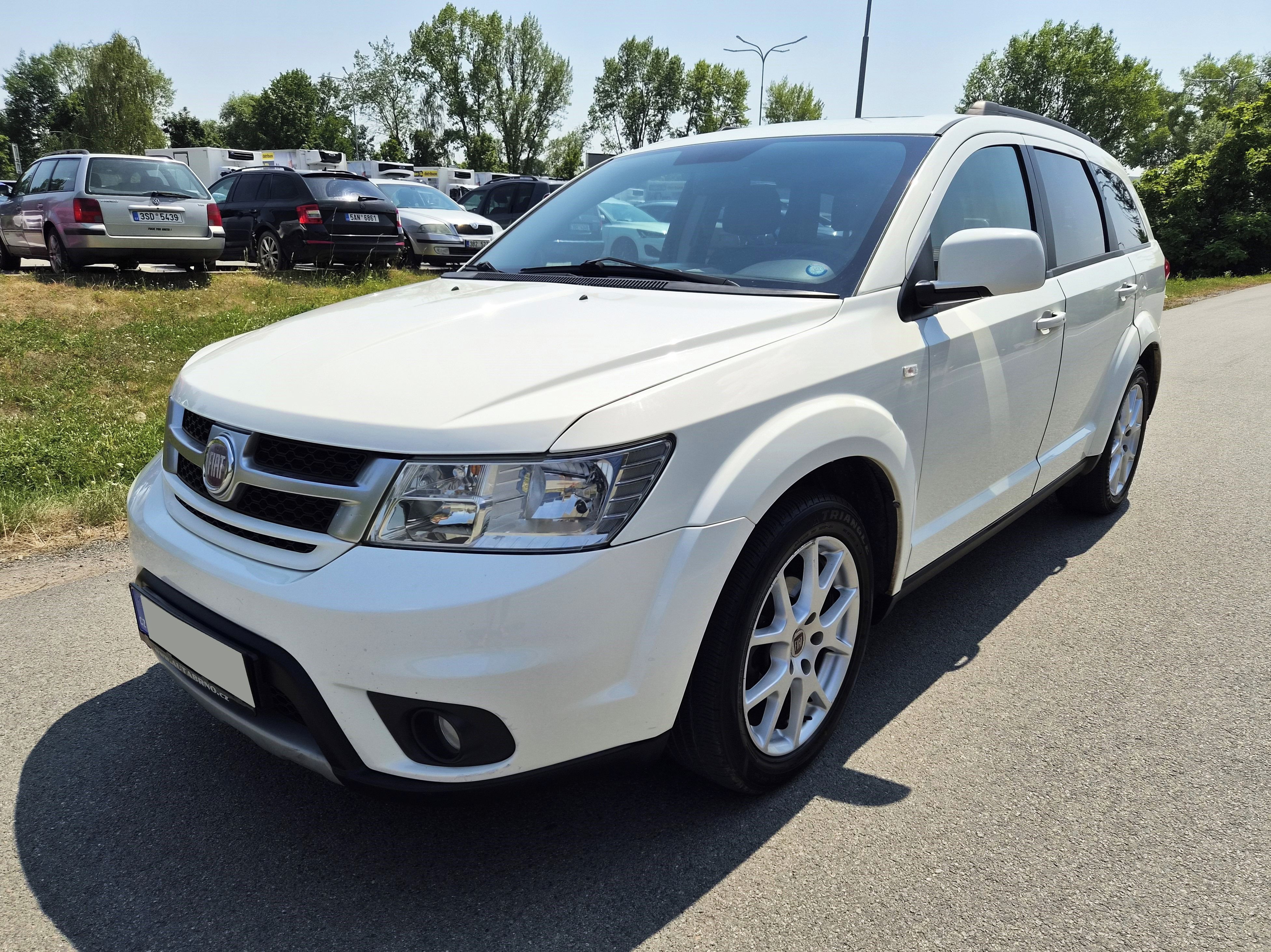 Fiat Freemont, 2.0JTD MANUÁL 7 MÍST VÝHŘEV