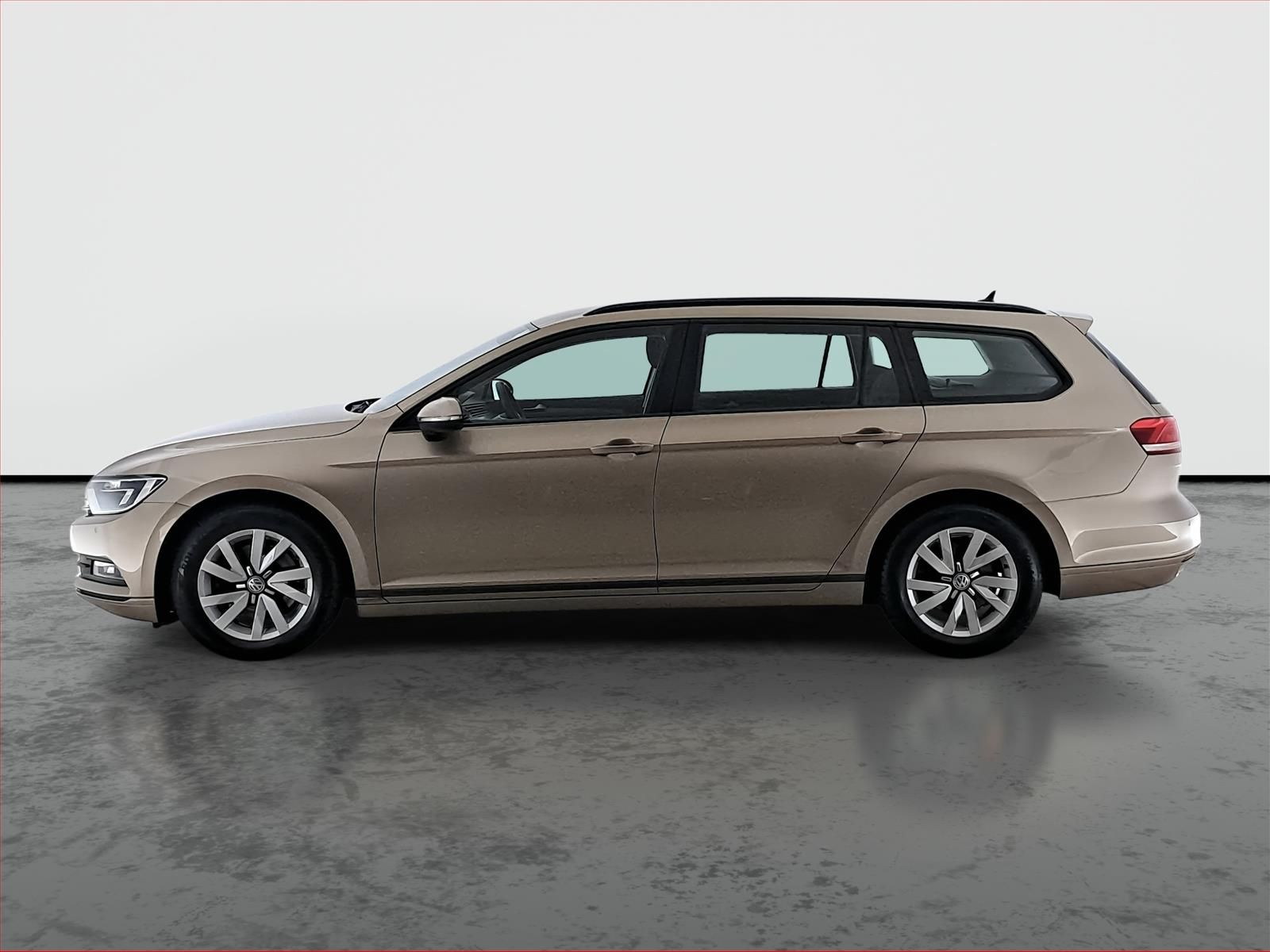 Volkswagen Passat, 1.6 TDI, Serv.kniha, Navi - fotka 3