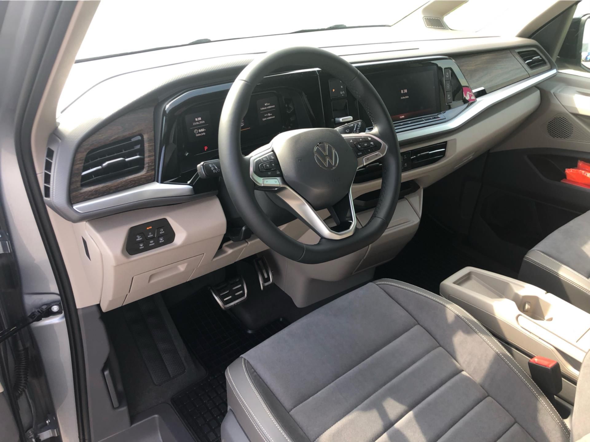 Volkswagen Multivan, LONG STYLE 1,5TSI PHEV 4MOTION - fotka 5