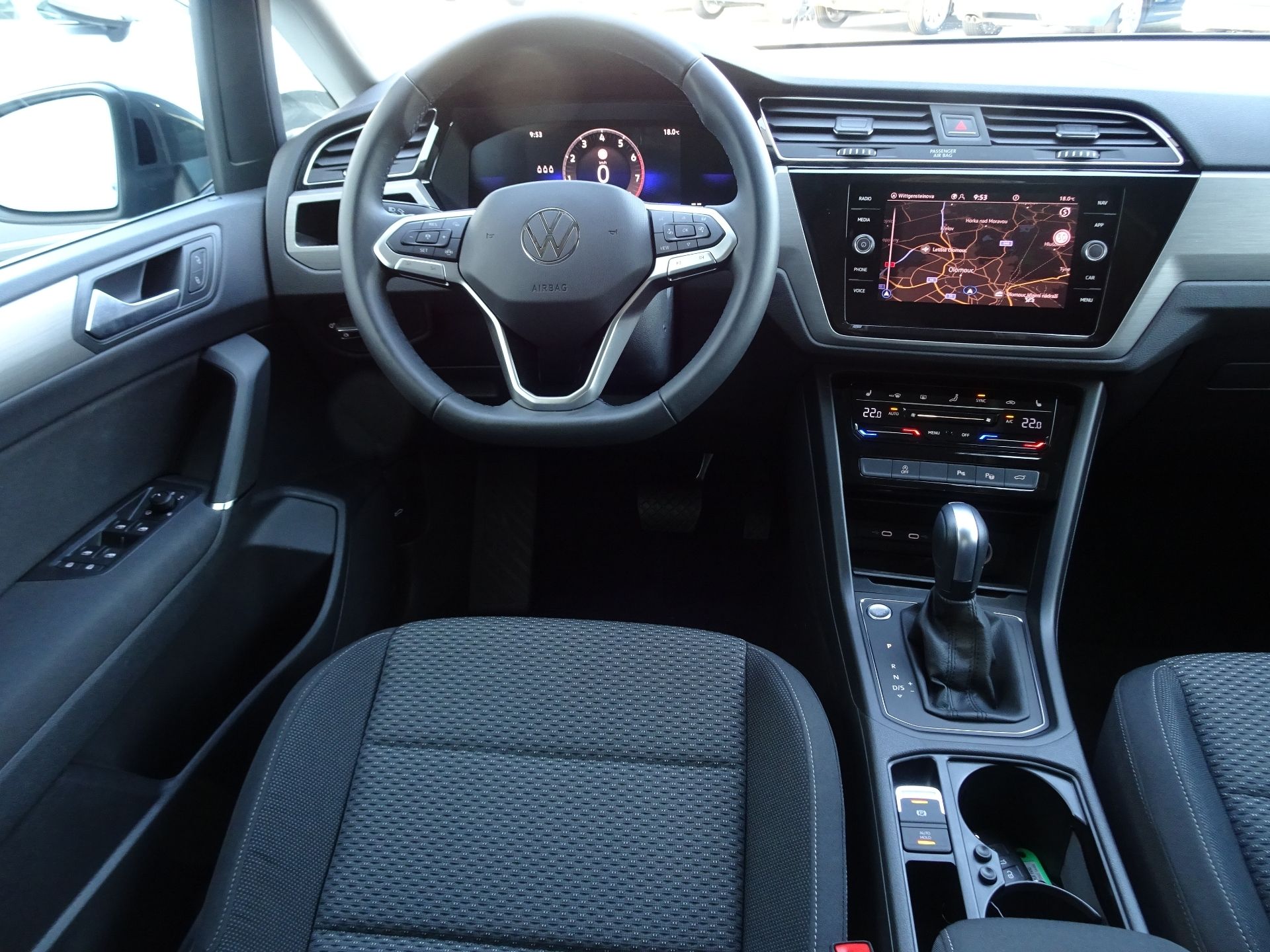 Volkswagen Touran, 1.5TSI DSG People - fotka 5