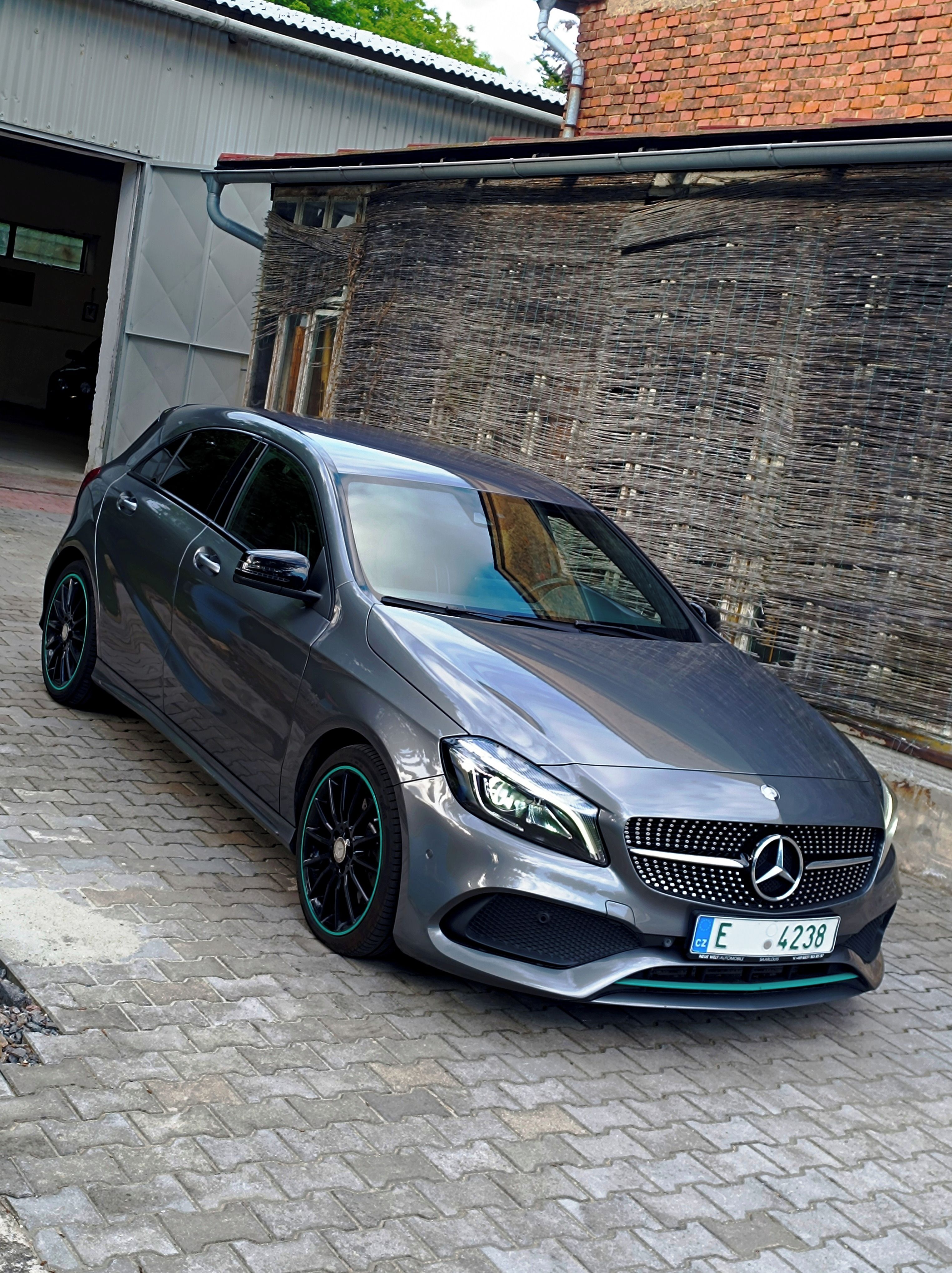 Mercedes-Benz Třídy A, AMG 2.2Cdi 130kw Petronas - fotka 4