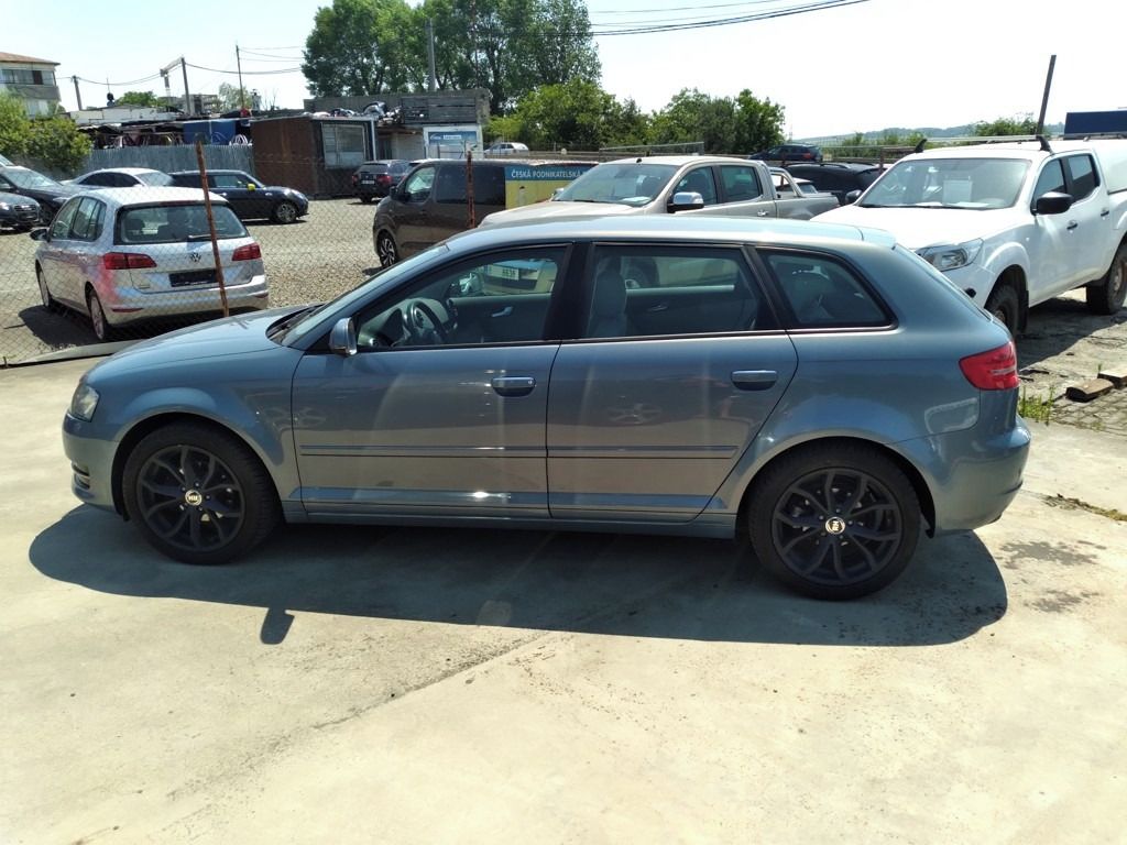 Audi A3, 1.2 TFSI SPORTBACK 77kW - fotka 4