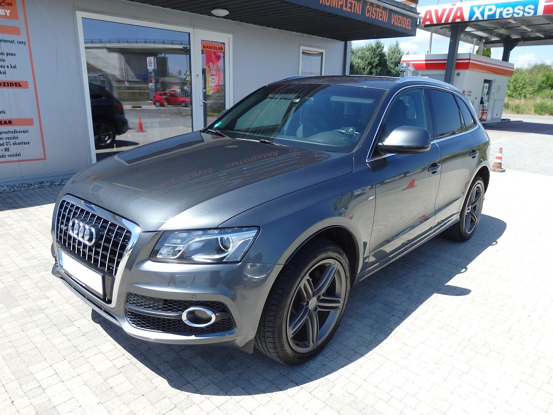 Audi Q5, 3.0 TDI 176 kW S LINE - fotka 2