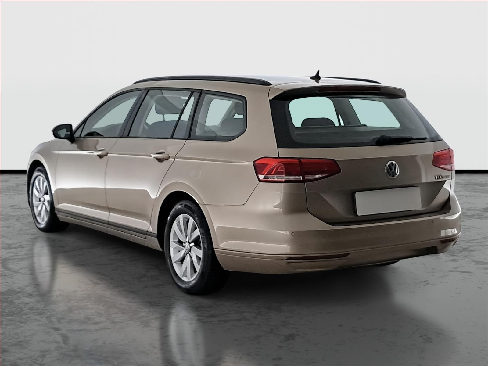 Volkswagen Passat, 1.6 TDI, Serv.kniha, Navi - fotka 4