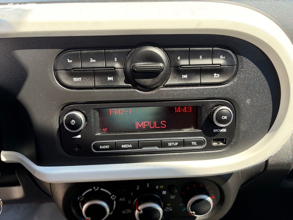 Renault Twingo, 1,0, SCE,AC,JEN 52TIS KM,SERV.