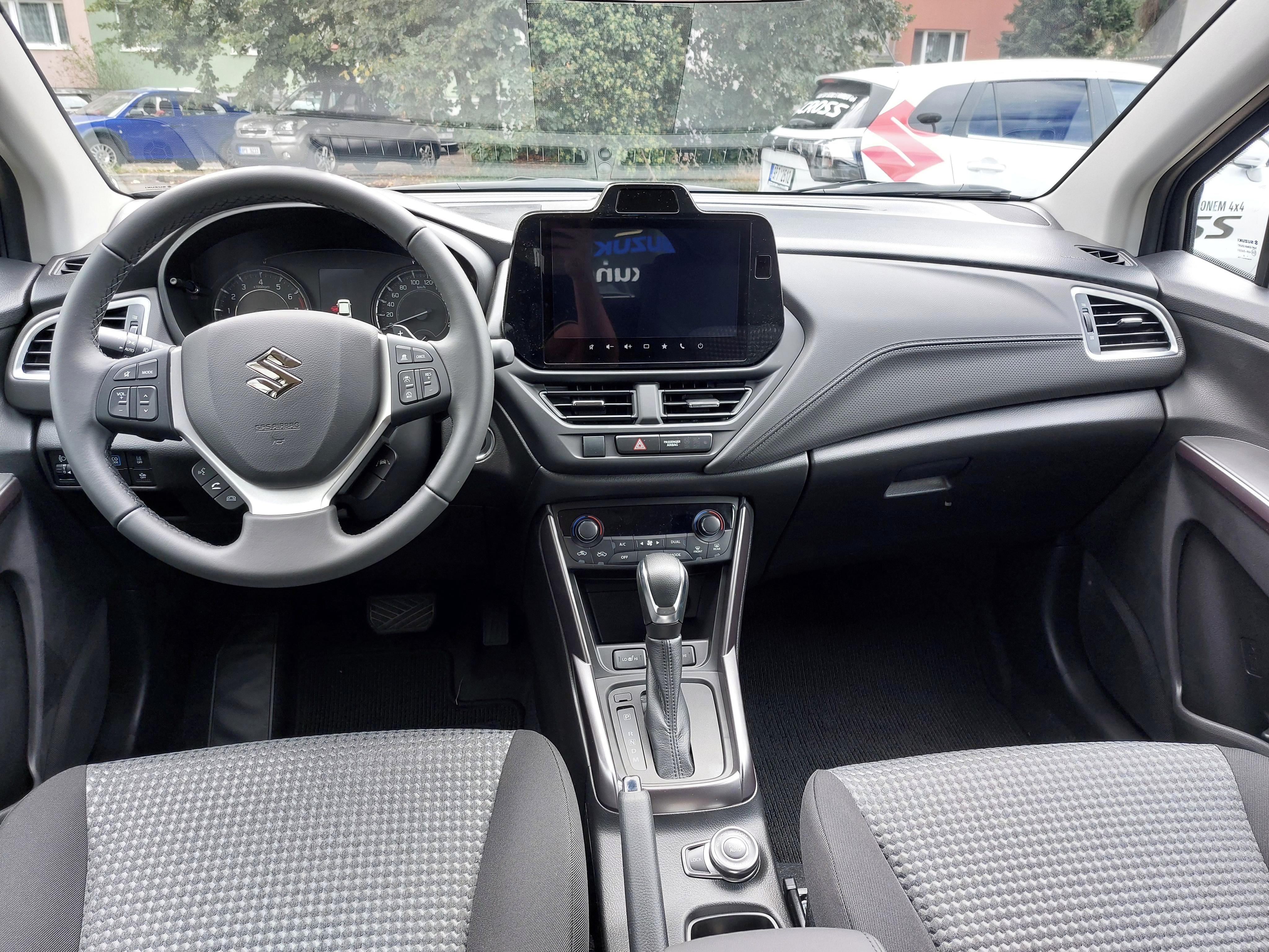 Suzuki S-Cross, 1.4 Premium AllGrip AT Hybrid - fotka 5