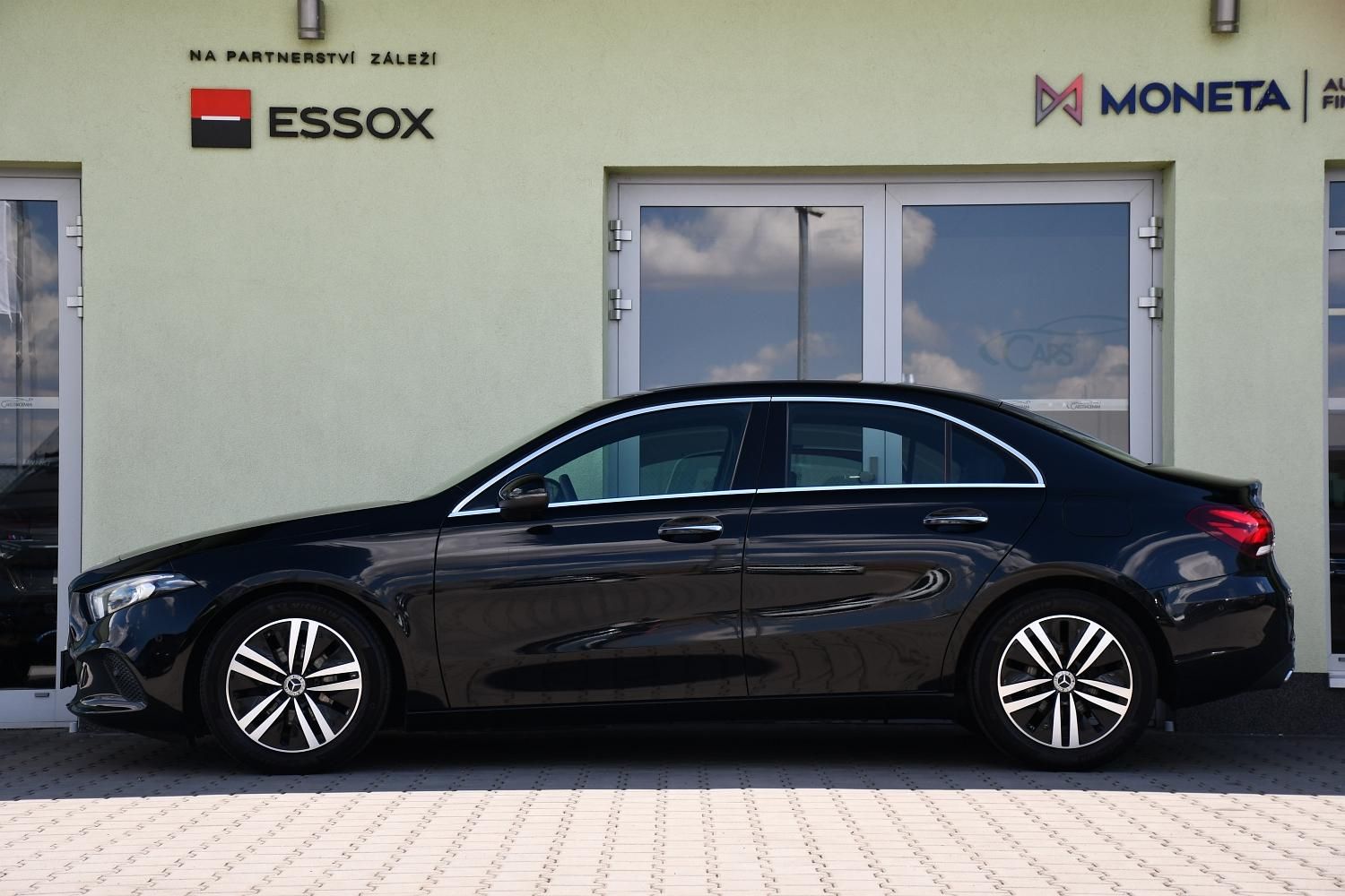 Mercedes-Benz Třídy A, A180 NTOP ČR 1M - fotka 2