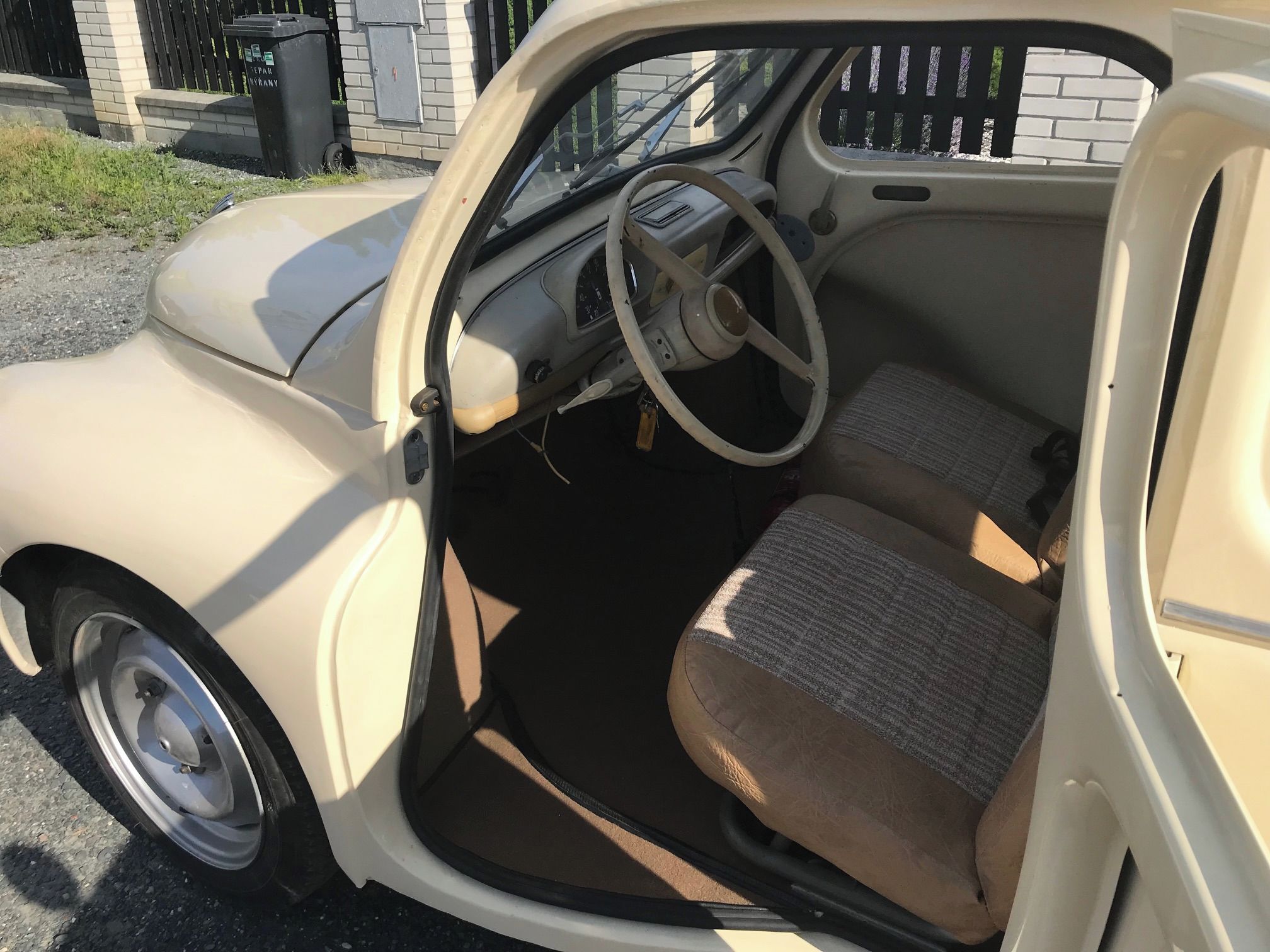 Renault, 4CV 1955 - fotka 3