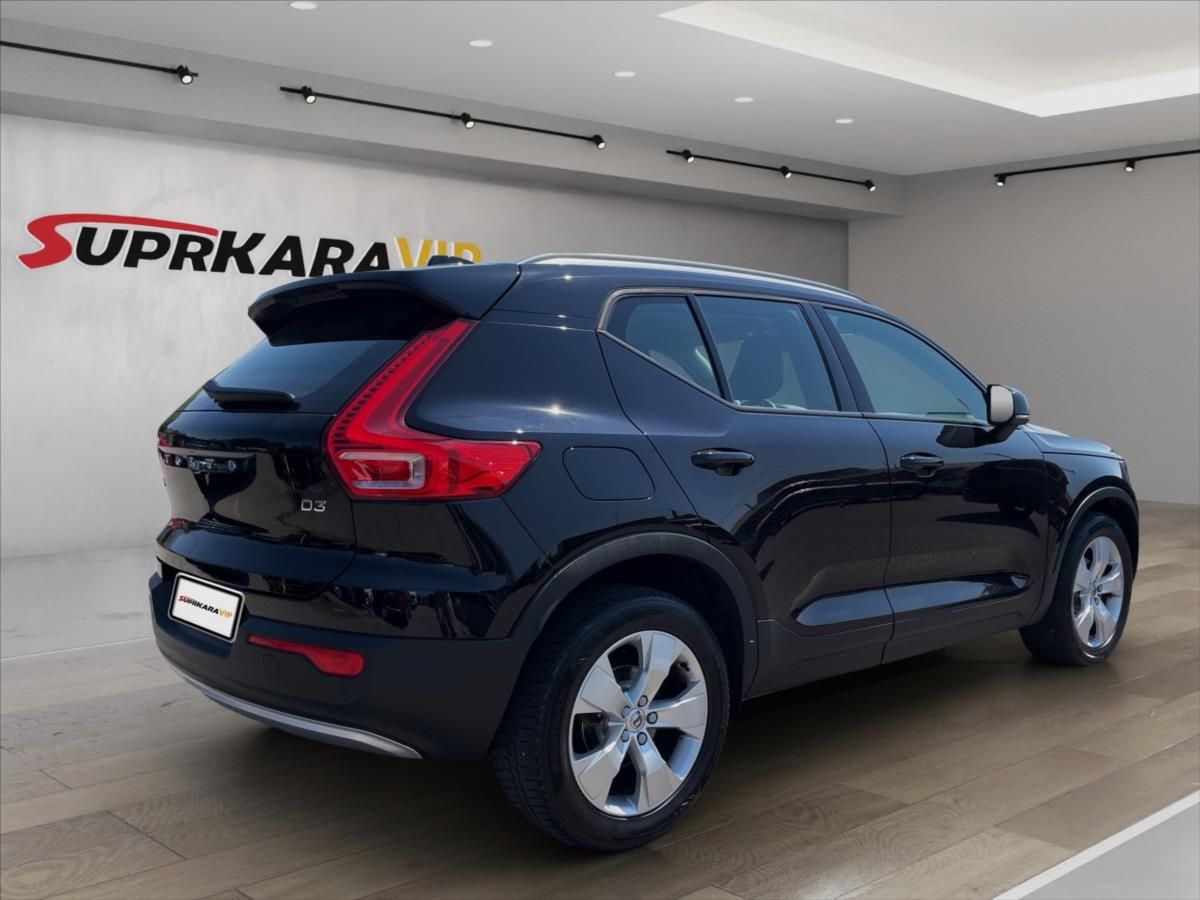 Volvo XC40, 2,0 D3 Aut. Momentum*LED*Navi - fotka 5