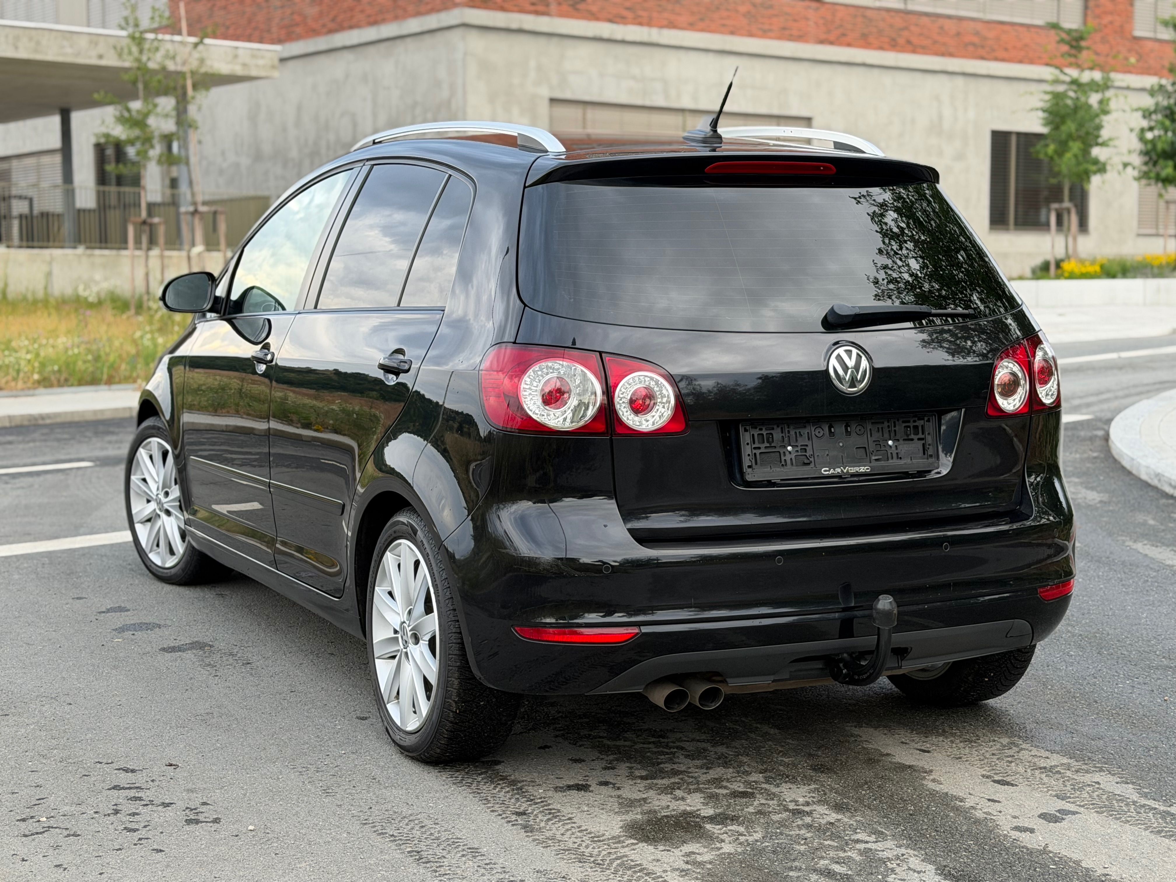 Volkswagen Golf Plus, HIGHLINE TAŽNÝ VÝHŘEV - fotka 3