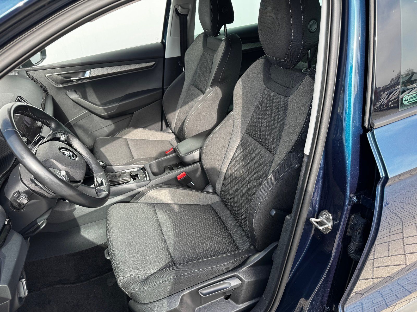 Škoda Karoq, Karoq 2.0 TDI 110kW Style 4x4 - fotka 5