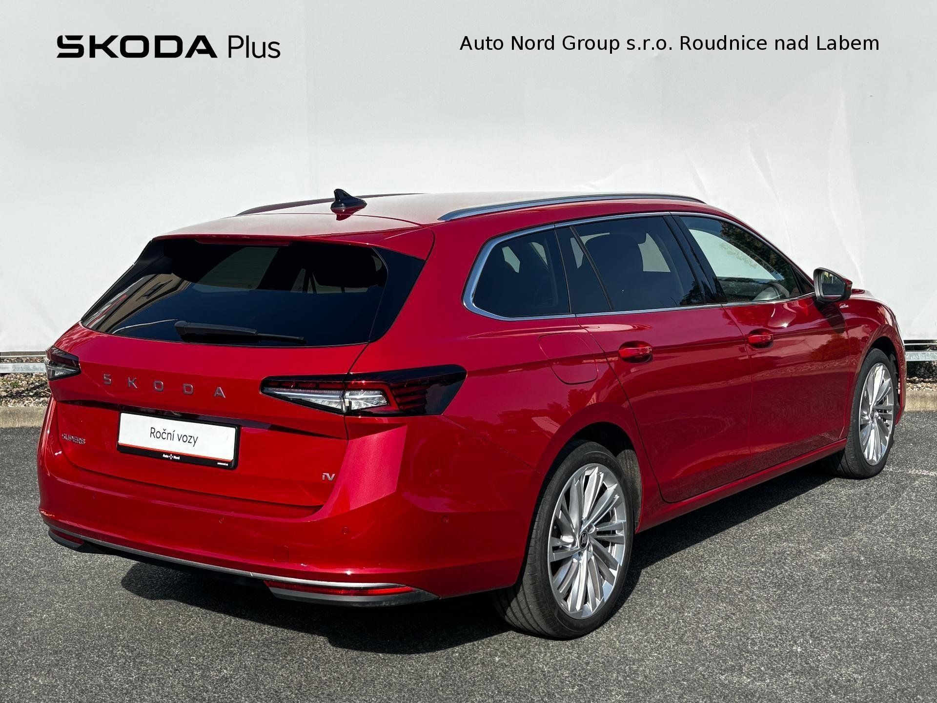 Škoda Superb, Superb Laurin & Klement 1.5 - fotka 2