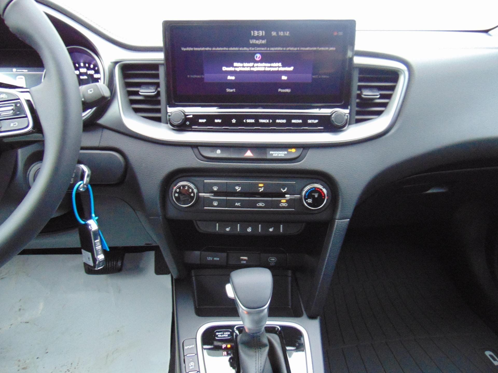 Kia Cee´d, Ceed SPIN 1,5T-GDi/103kw 7°DCT - fotka 6