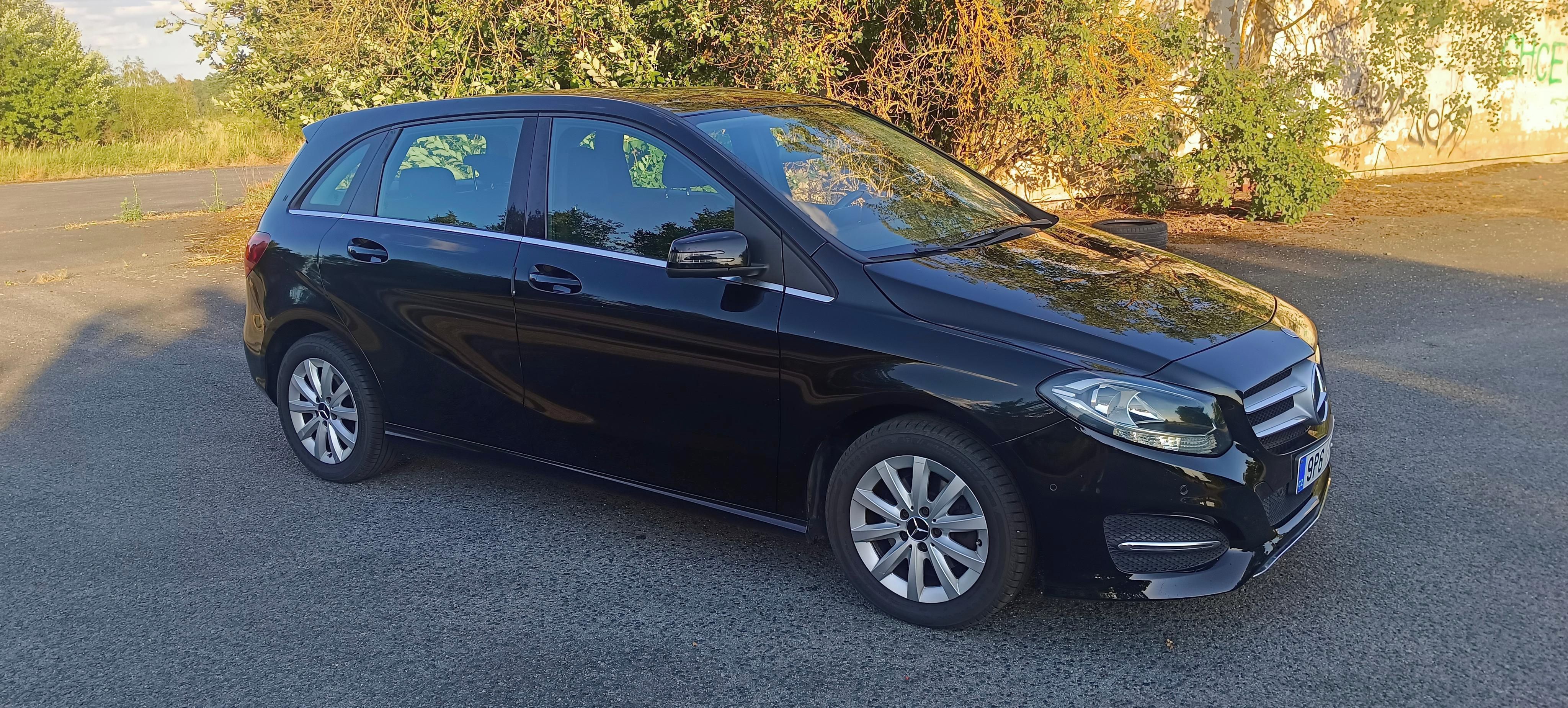 Mercedes-Benz Třídy B, B180 1.6i - fotka 4