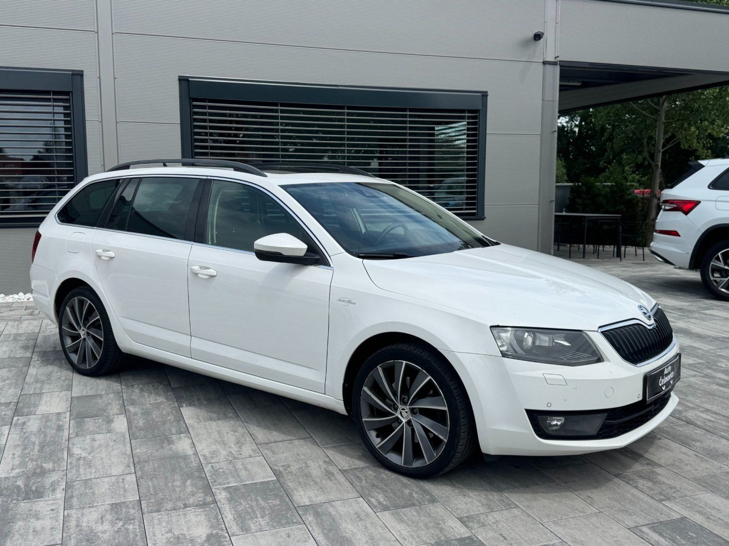 Škoda Octavia, 2.0 TDI 135kW DSG L&K - fotka 3