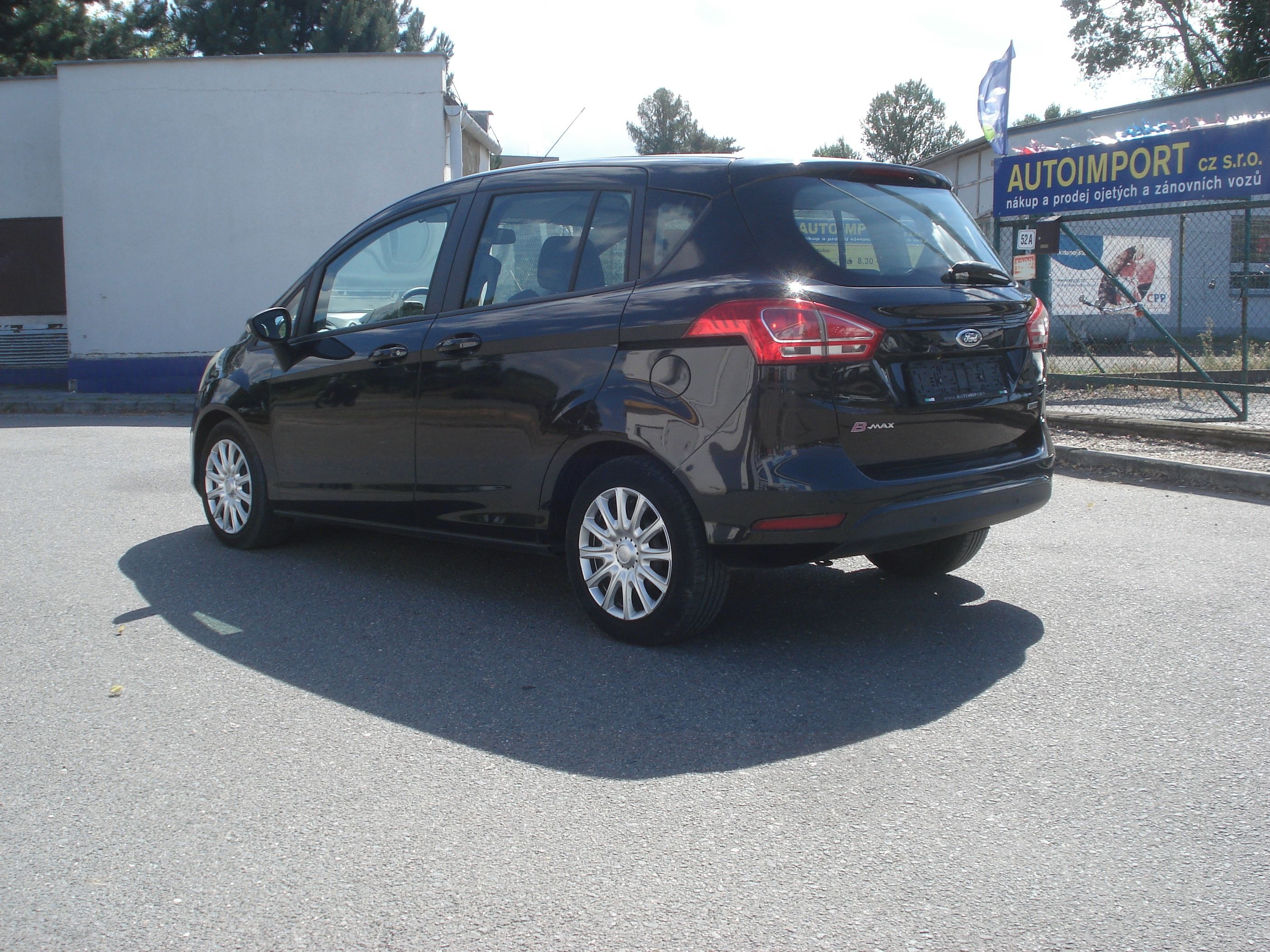 Ford B-MAX, 1.6 TDCi  70 KW - fotka 4
