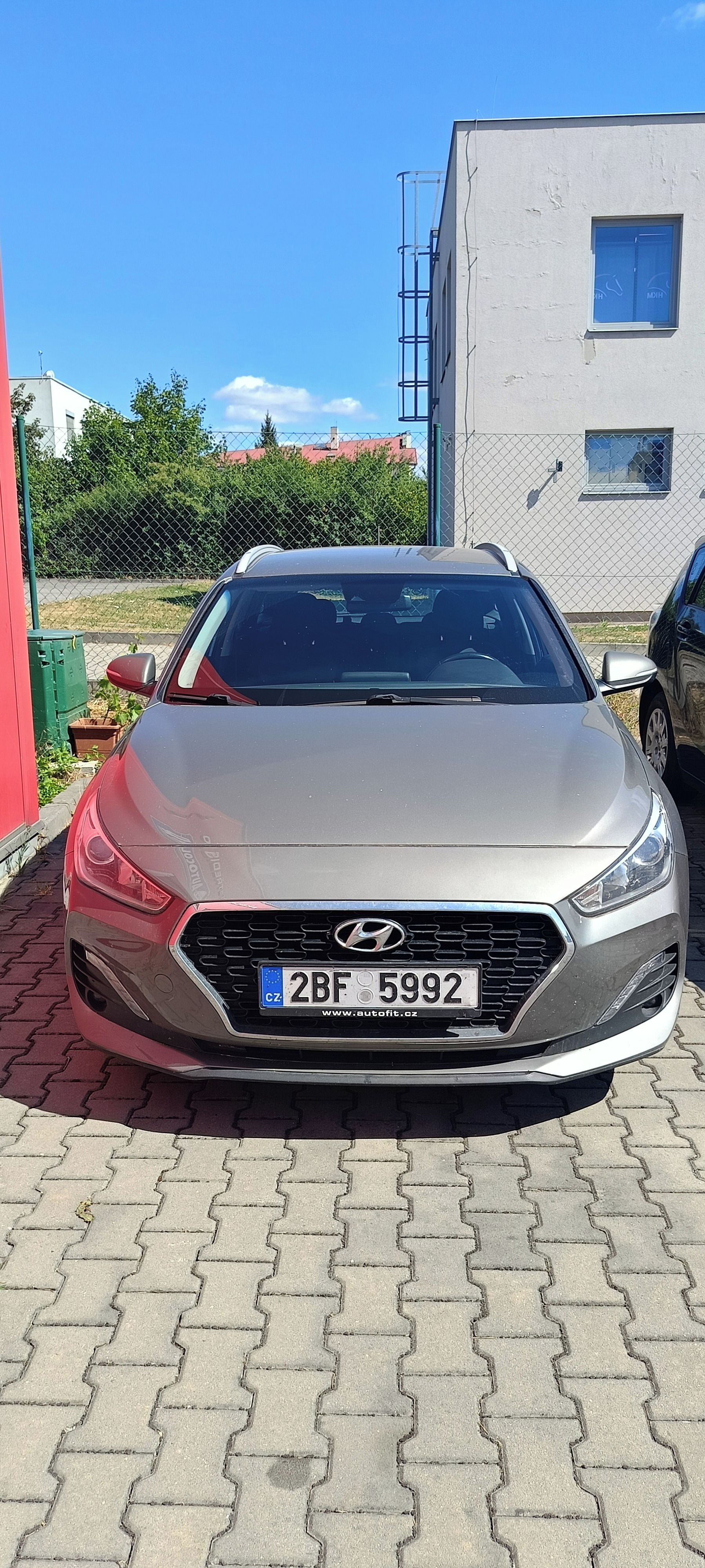 Hyundai i30, Hyundai i30, 1,6 - fotka 2