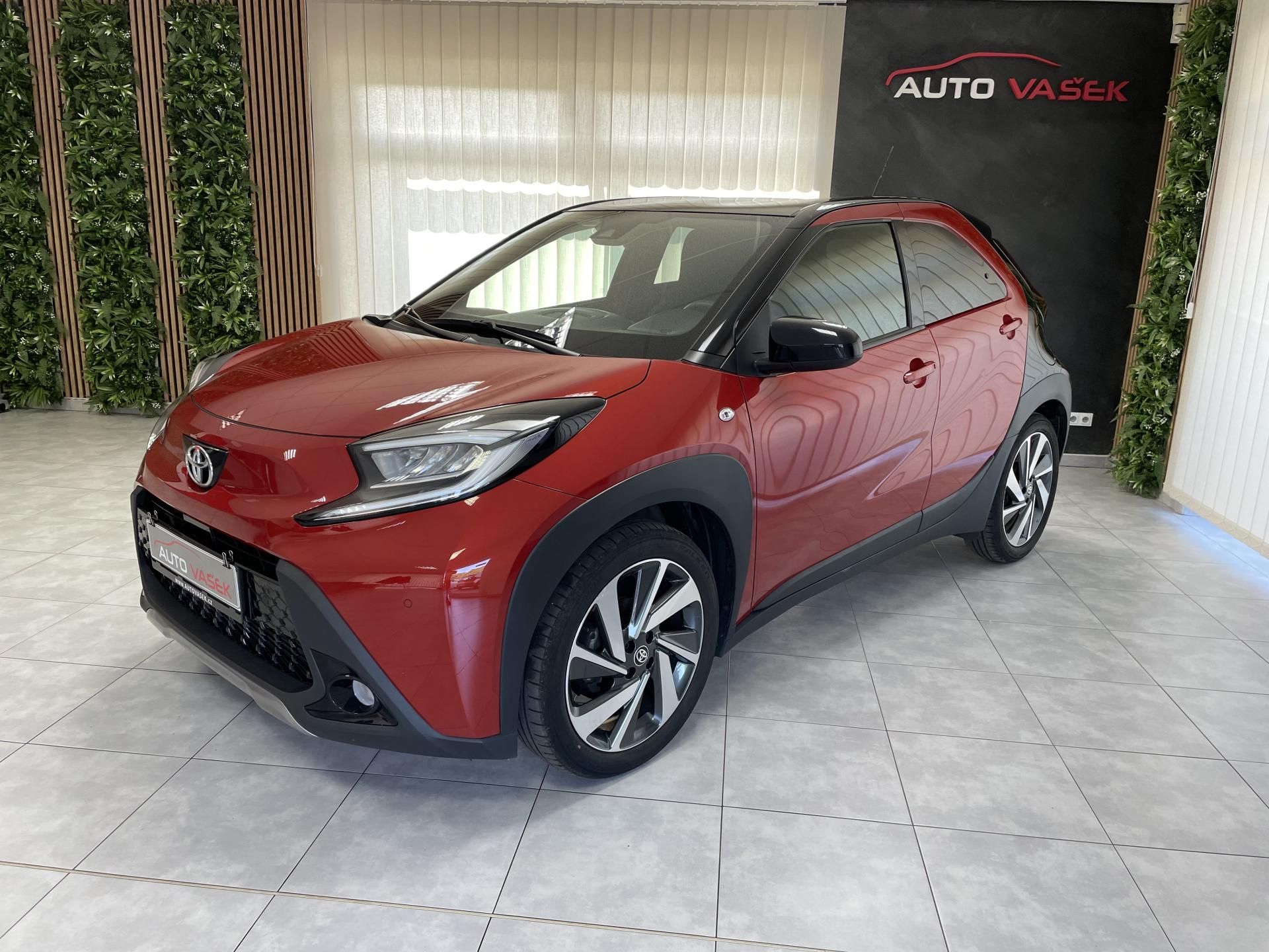 Toyota Aygo, X AUTOMAT ČR 1.MAJ LED NAVI - fotka 6