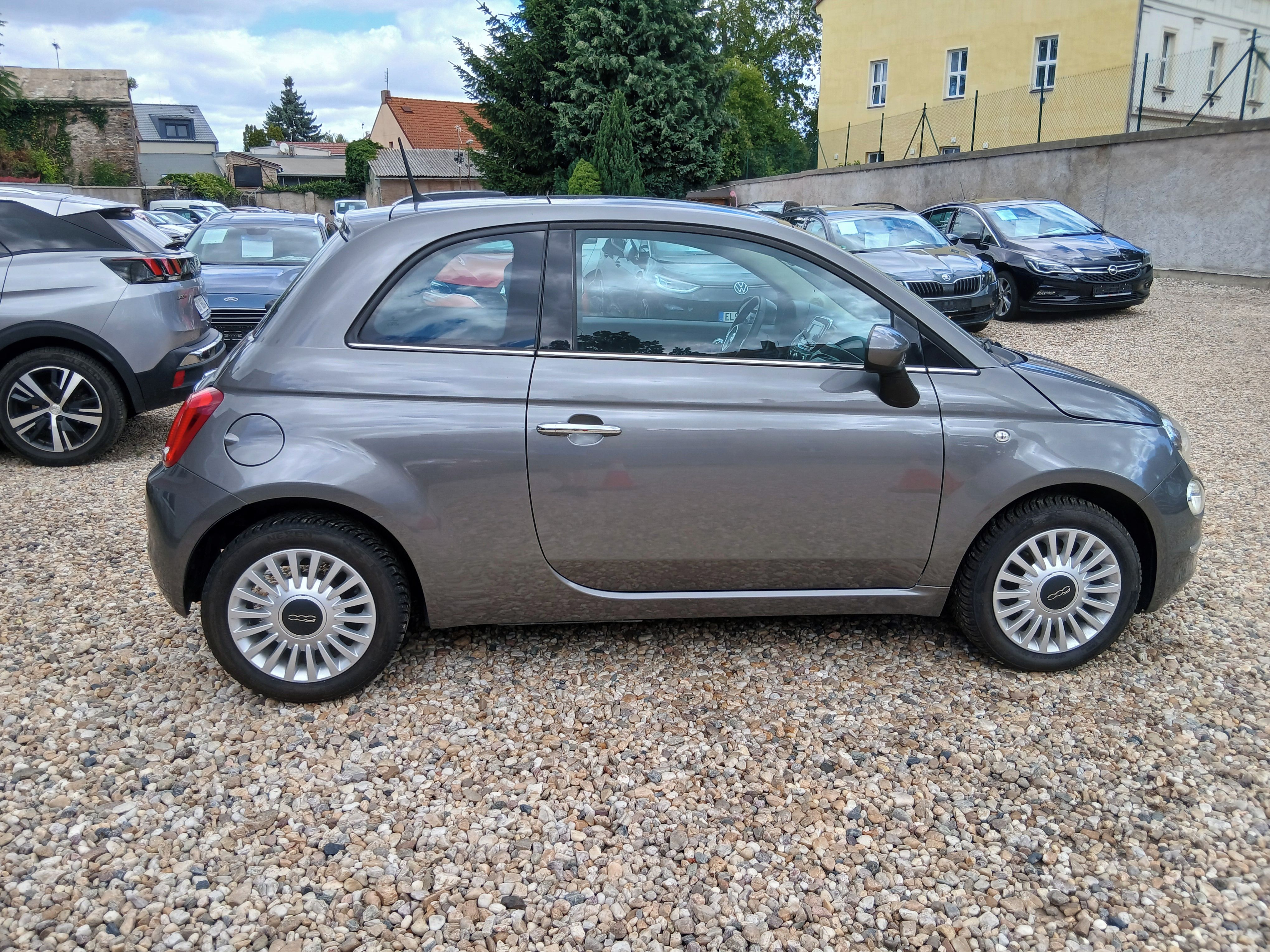Fiat 500, 1.2i 51KW S.Kniha, Klima Panor - fotka 4